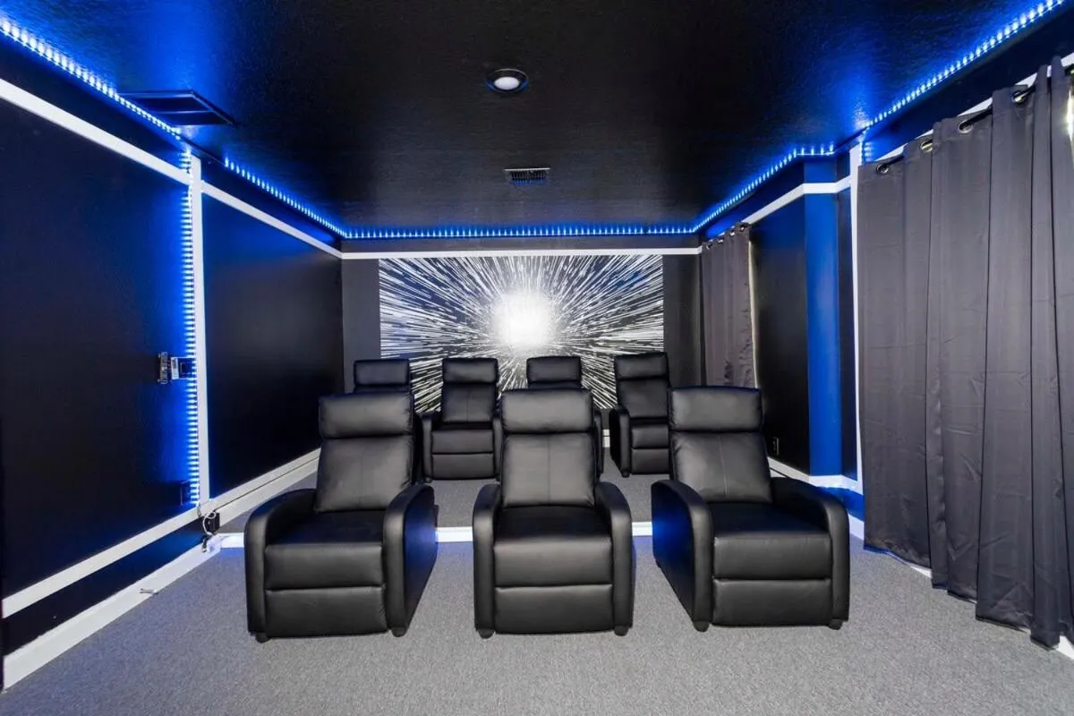 Joyful 8Bd Single Family w Pool @Champions Gate 9262