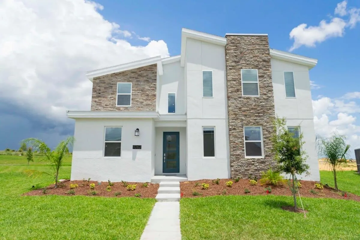 Joyful 8Bd Single Family w Pool @Champions Gate 9262