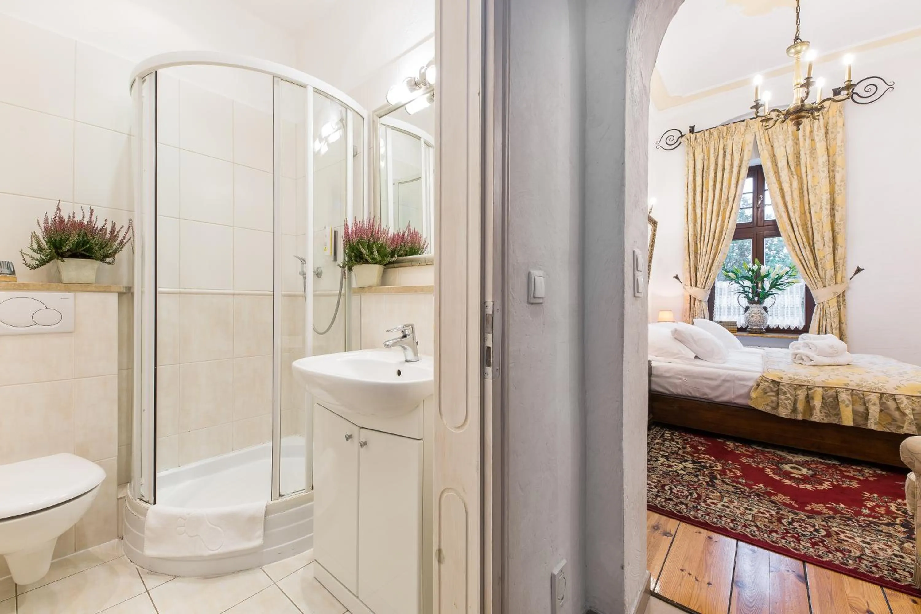 Shower, Bed in VILLA RED by COLUMBUS Ustka