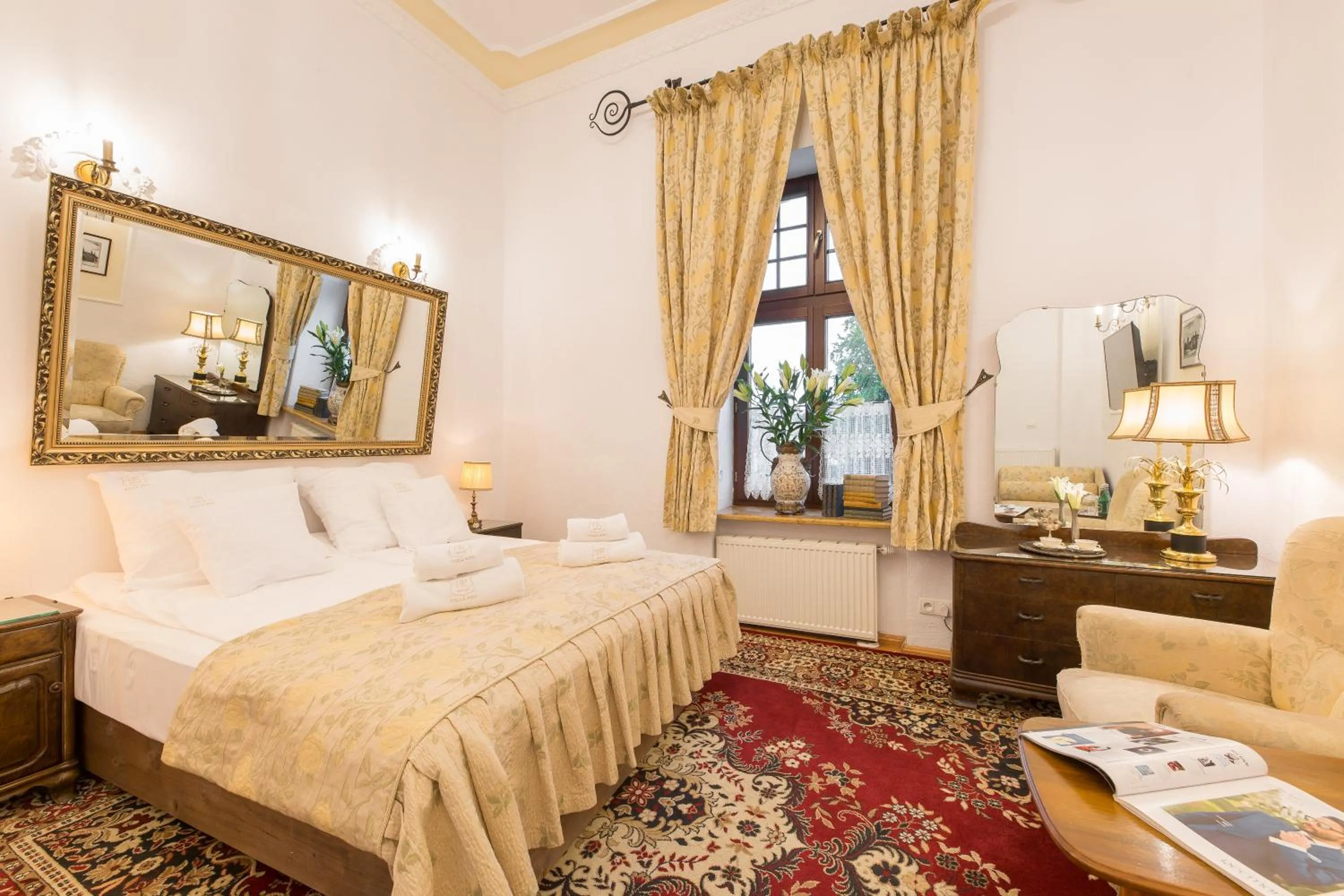 Bed in VILLA RED by COLUMBUS Ustka