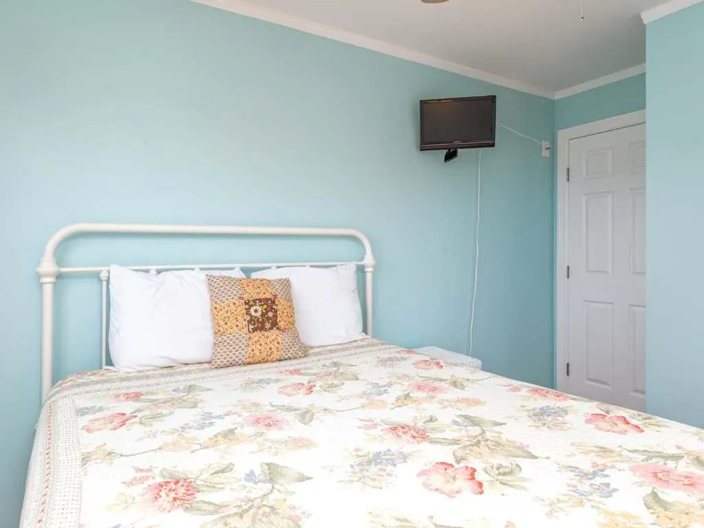 Bed in Northern Exposure