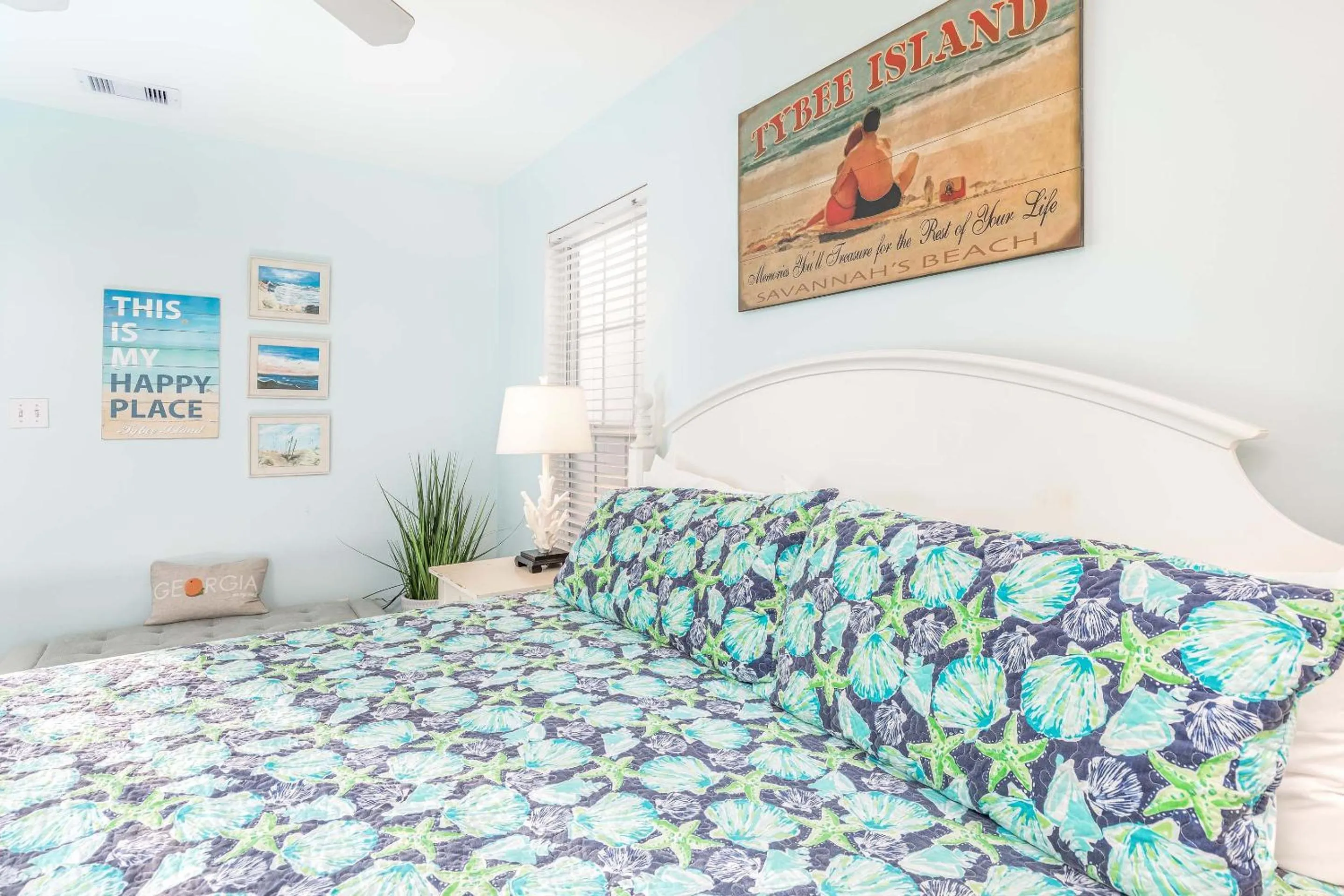 Bed in South Beach Ocean 4