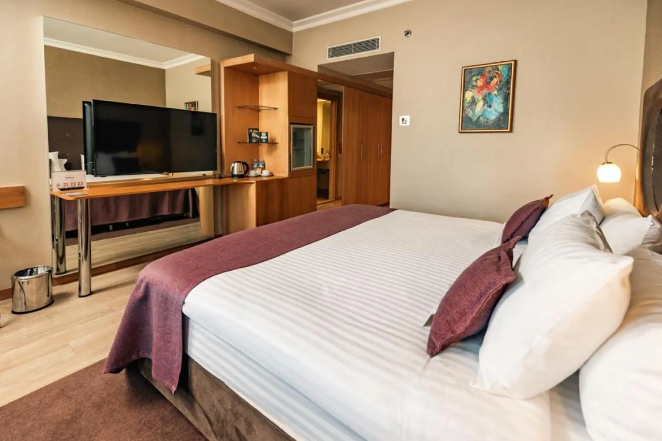 Bedroom, Bed in WOW Airport Hotel