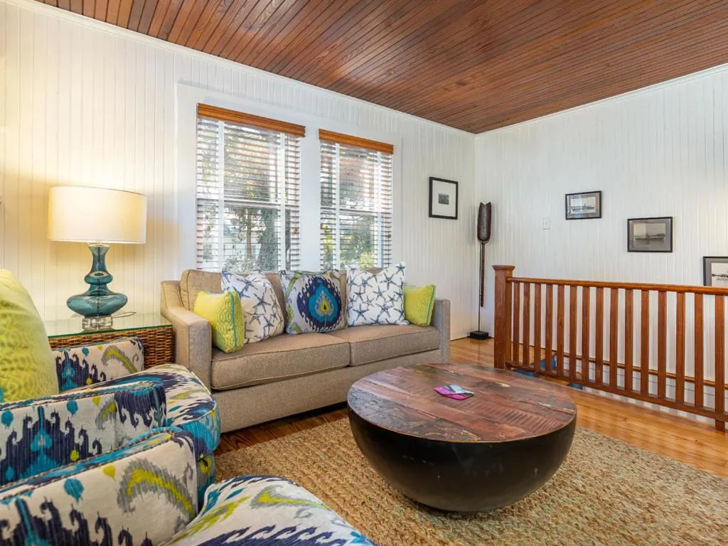 Guiding Light Cottage