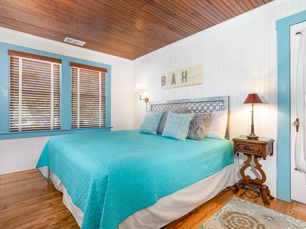 Bed in Guiding Light Cottage