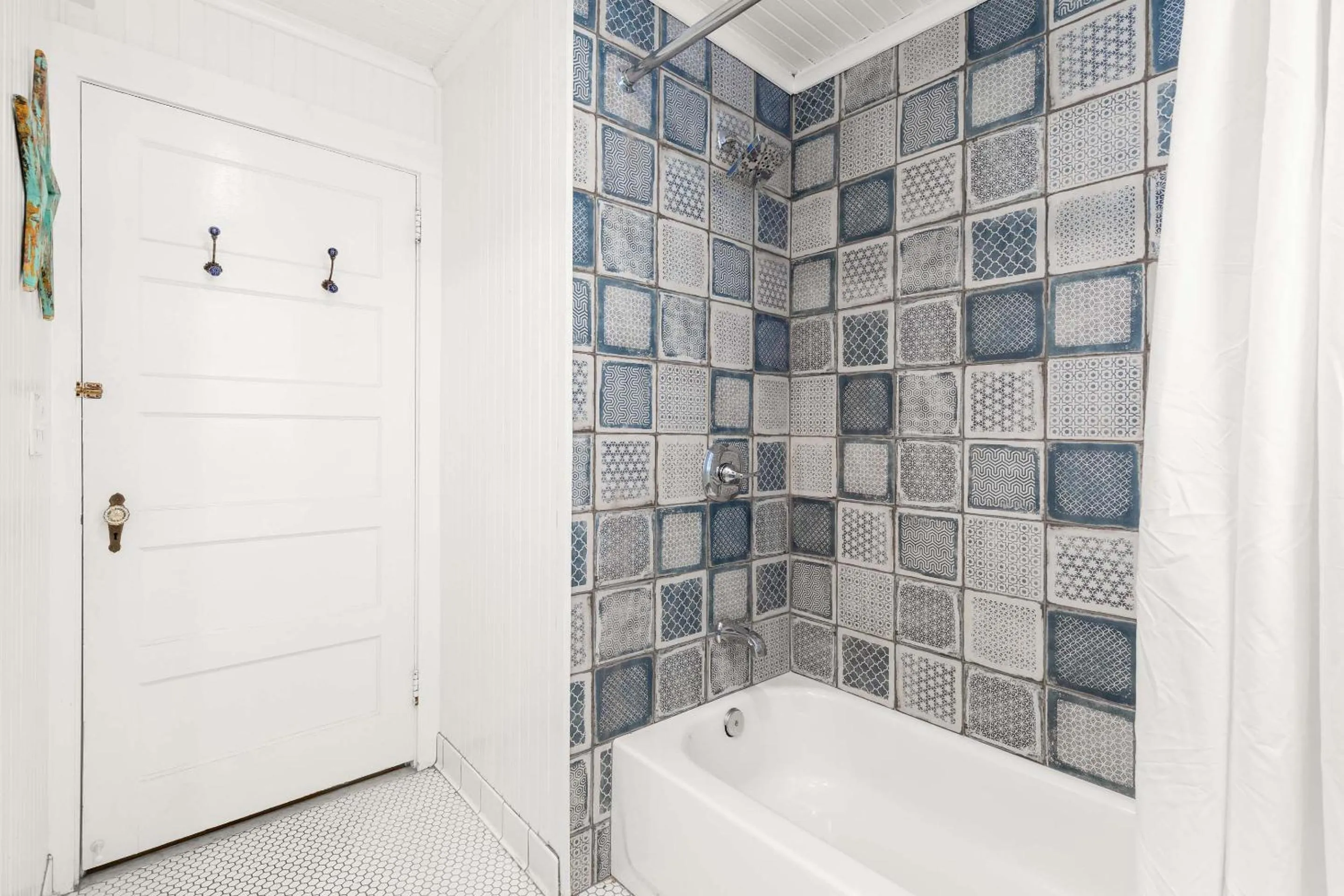 Guiding Light Cottage