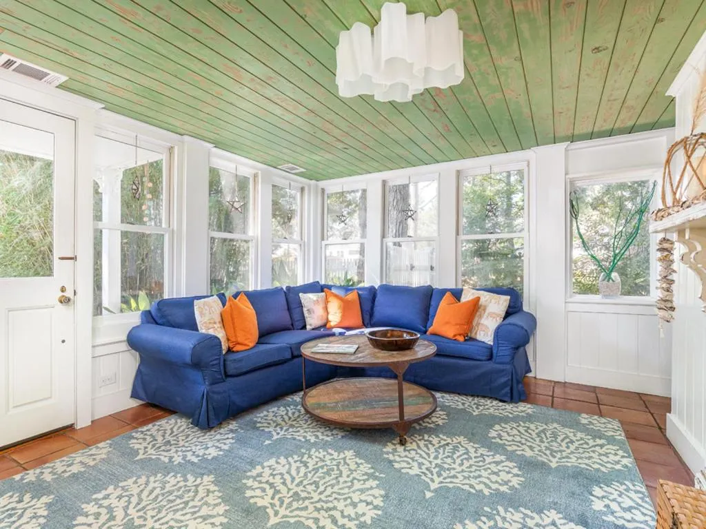 Guiding Light Cottage