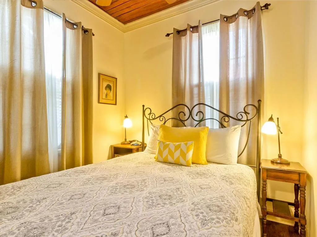 Bed in Frogtown Cottage