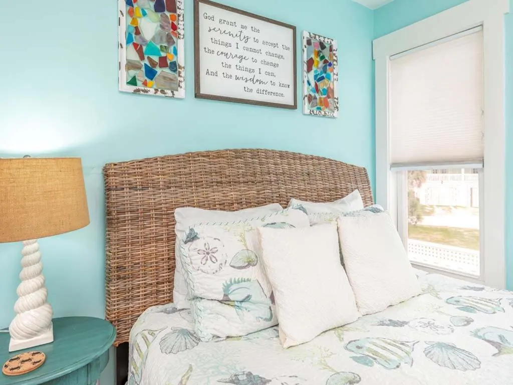 Bed in Serenity By The Sea