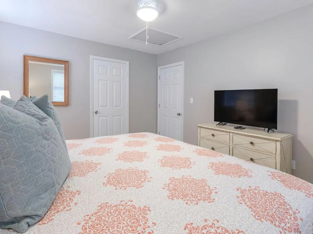 Bed in Latitude Adjustment