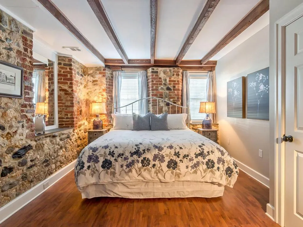 Bed in Habersham House