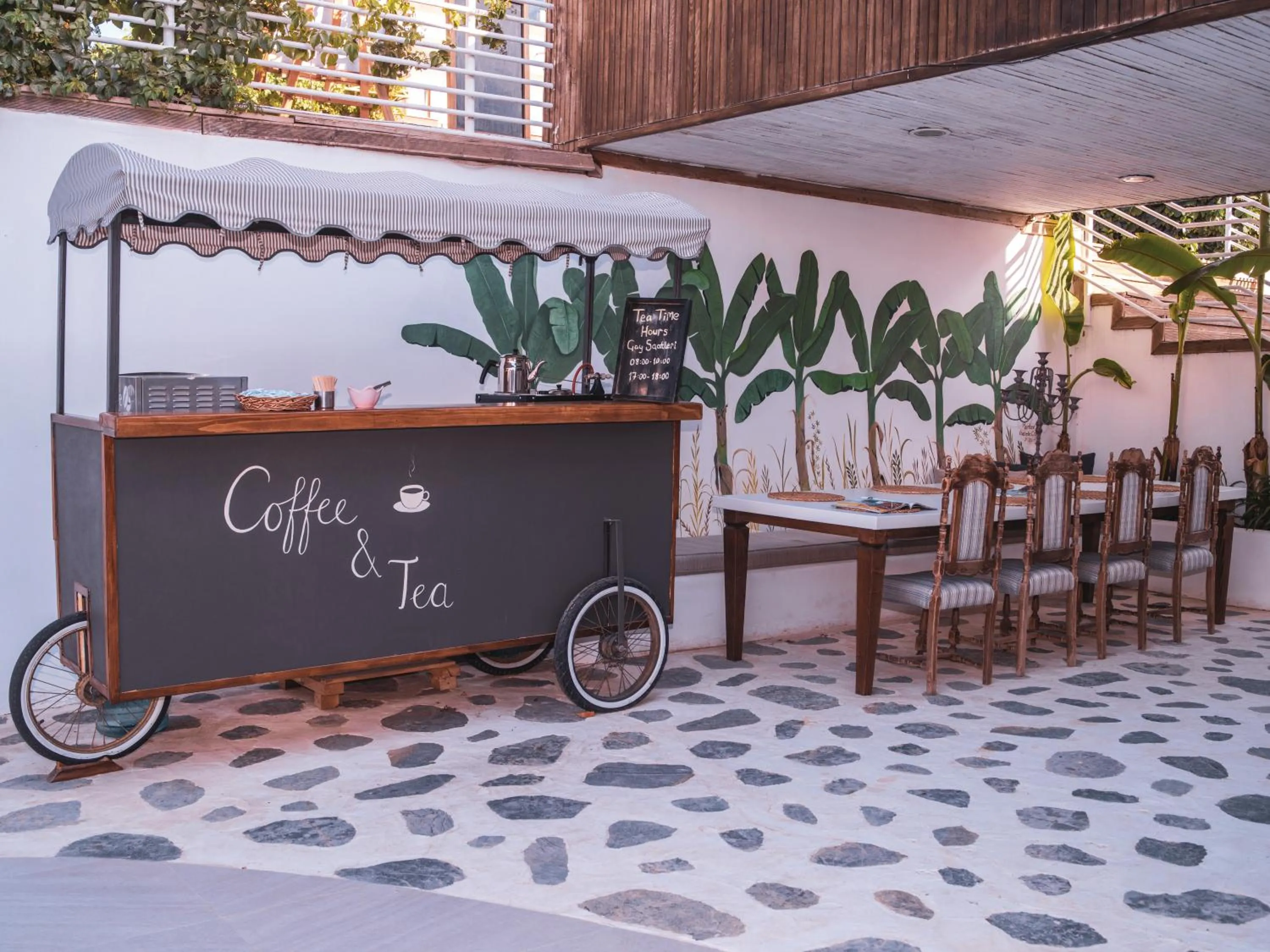 Coffee/tea facilities in Monta Verde Hotel & Villas
