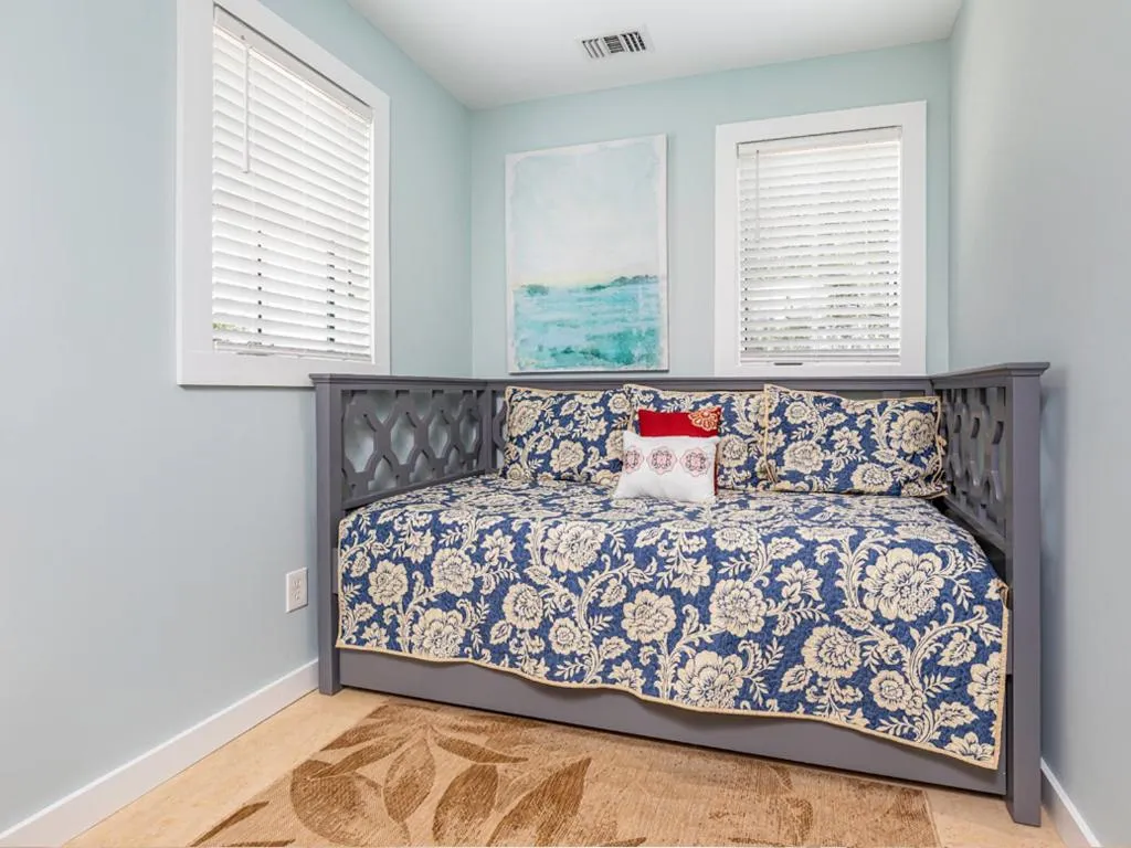 Bed in Flip Flop Lagoon