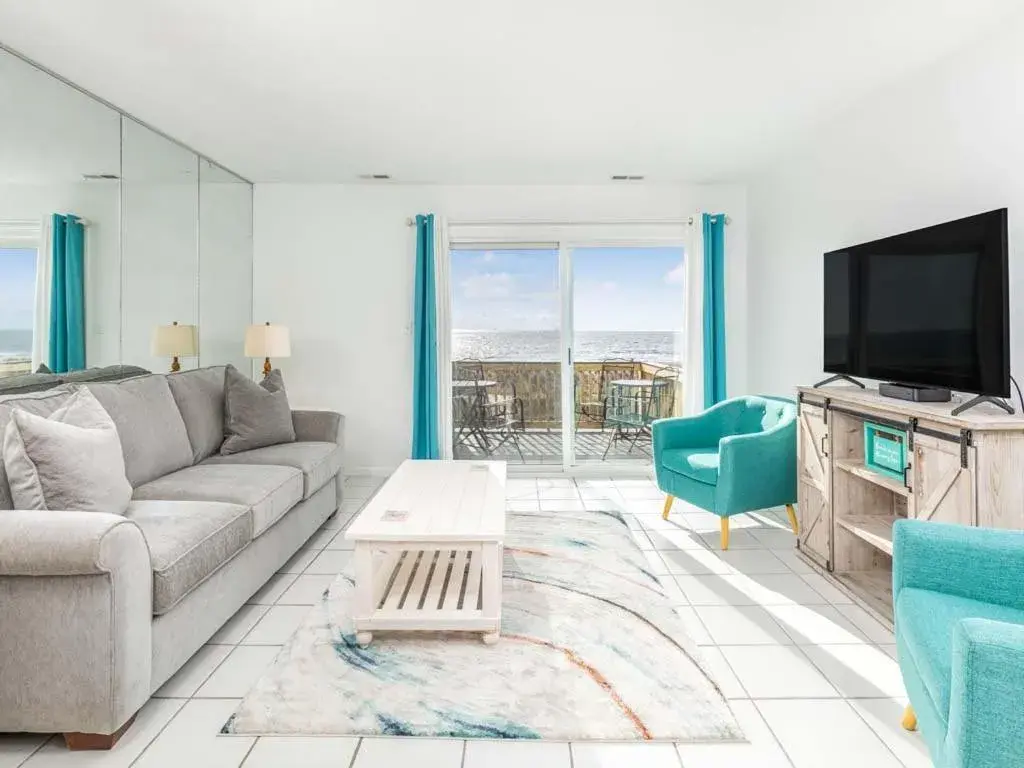 Tybee Lights 114C Tybee Lights 114C