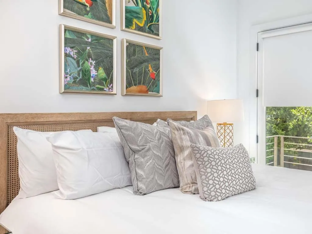 Bed in Savannah Jetsetter