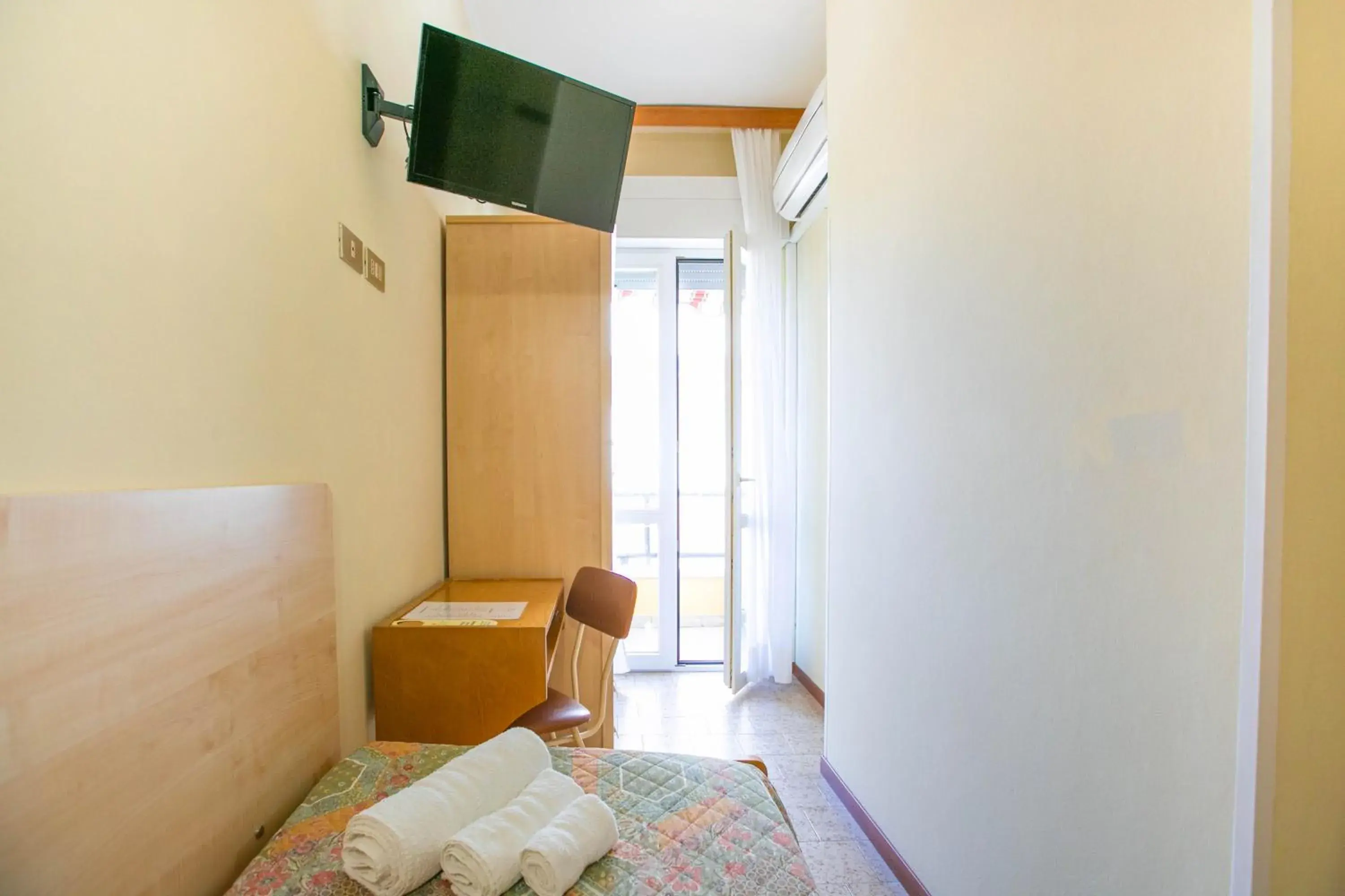 Single Room in Hotel Ischia Single Room in Hotel Ischia