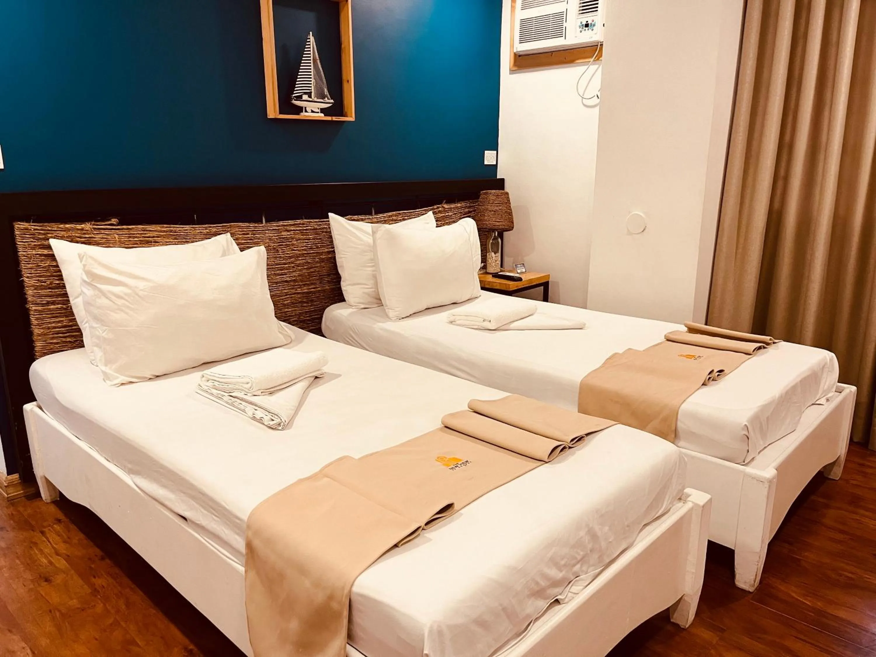 Bed in The New View by Ecotel