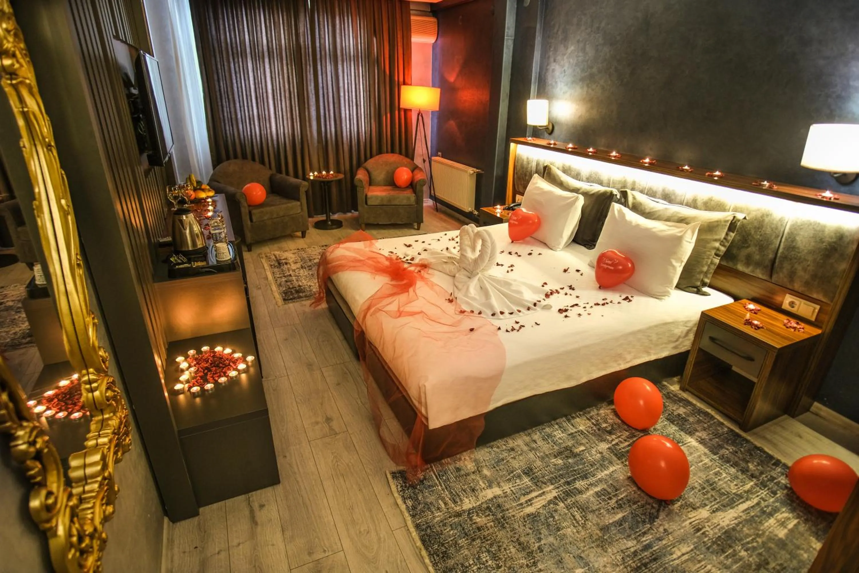 Photo of the whole room, Bed in Rhisos Gold Otel