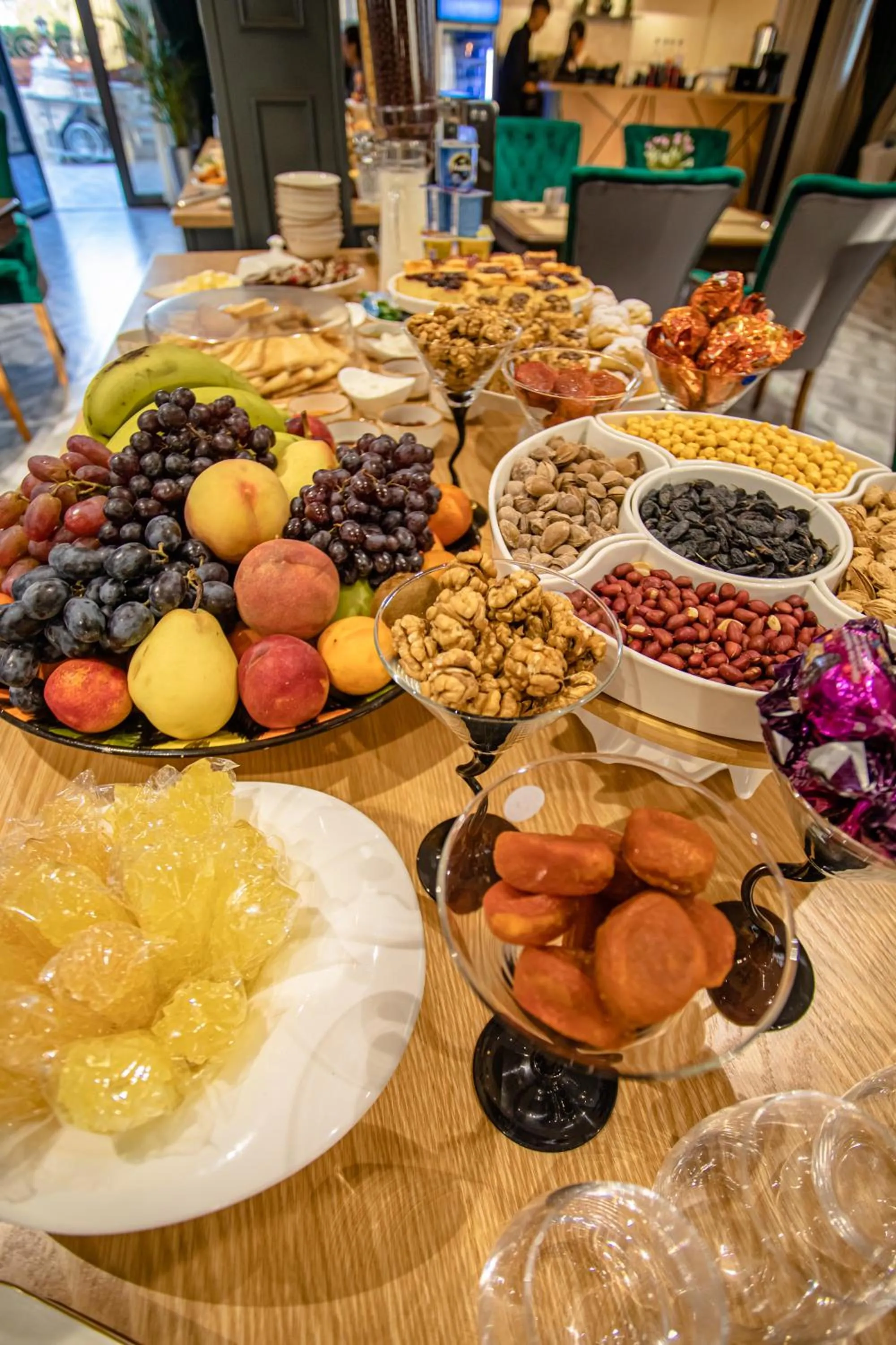 Buffet breakfast in Gur Emir Palace boutique hotel