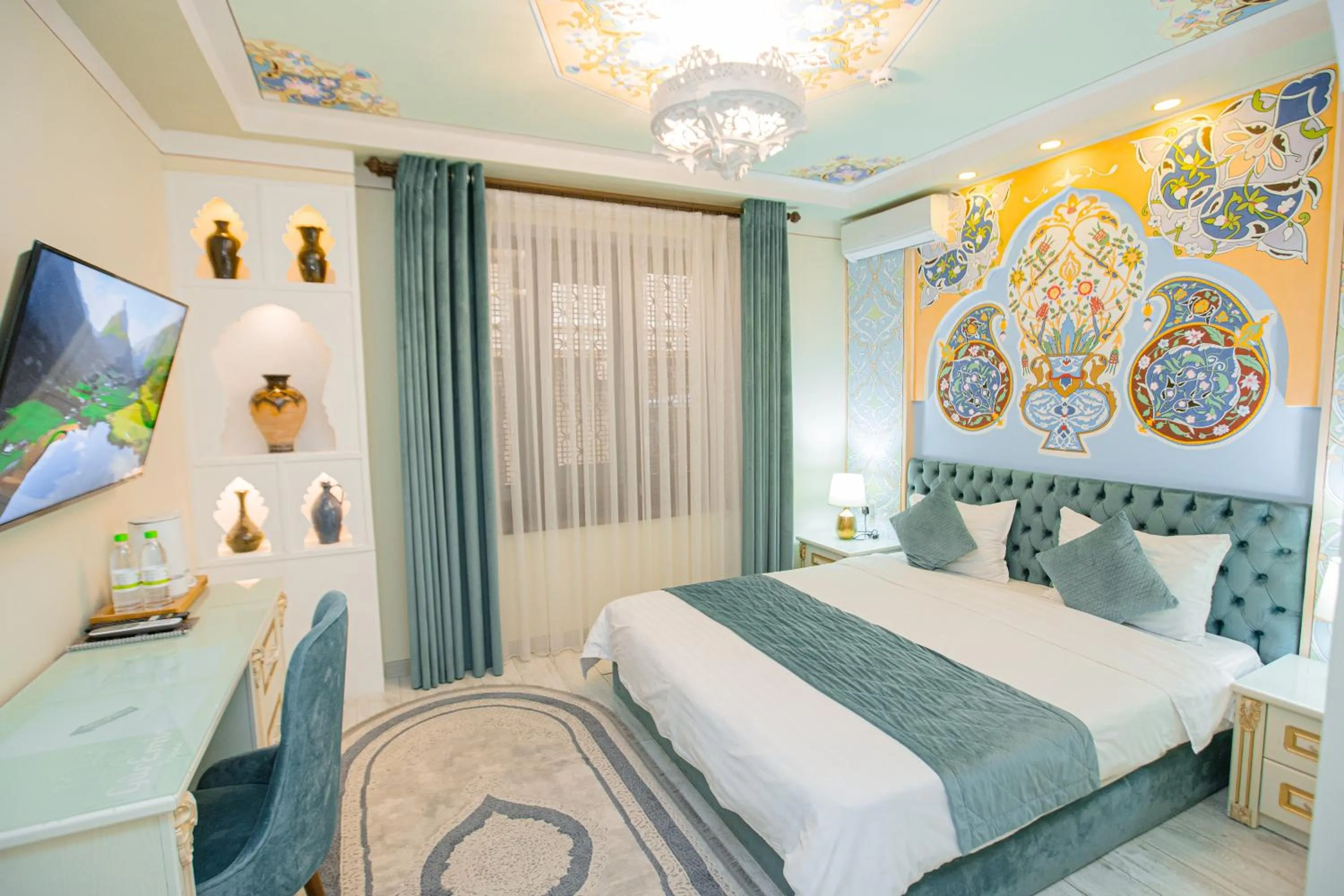 Bed in Gur Emir Palace boutique hotel