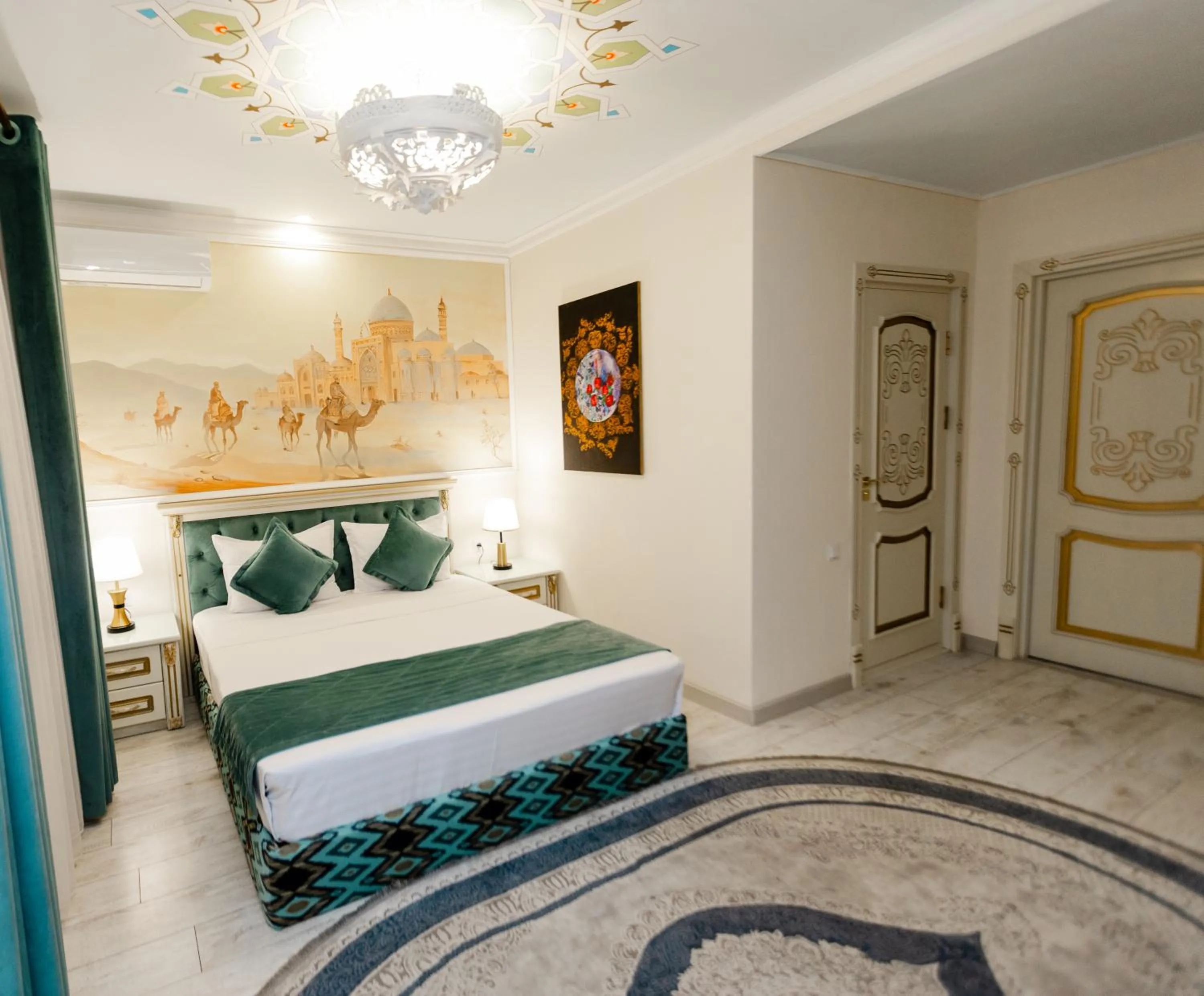 Bed in Gur Emir Palace boutique hotel