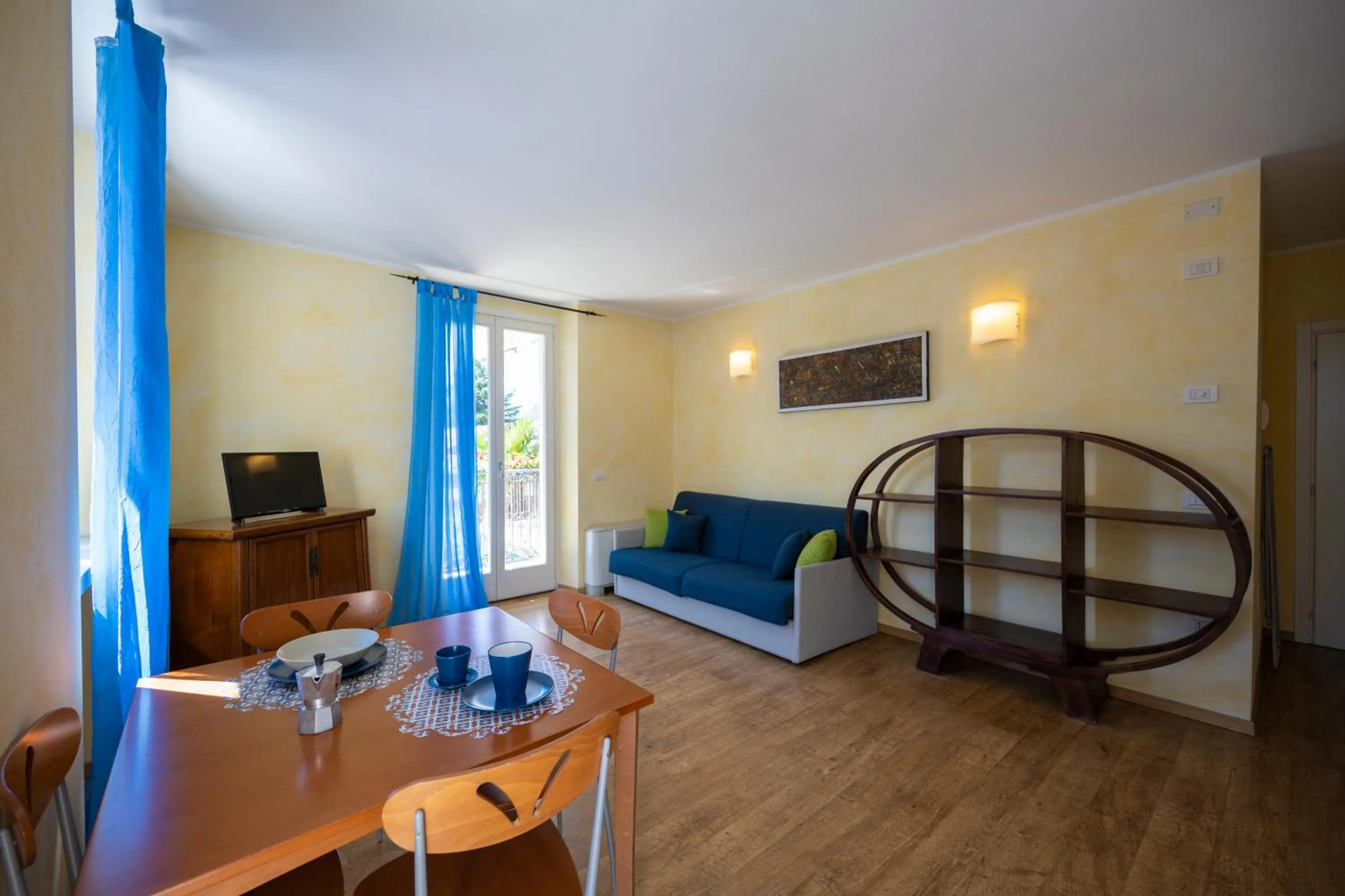 Living room, Bed in Villa Bellaria