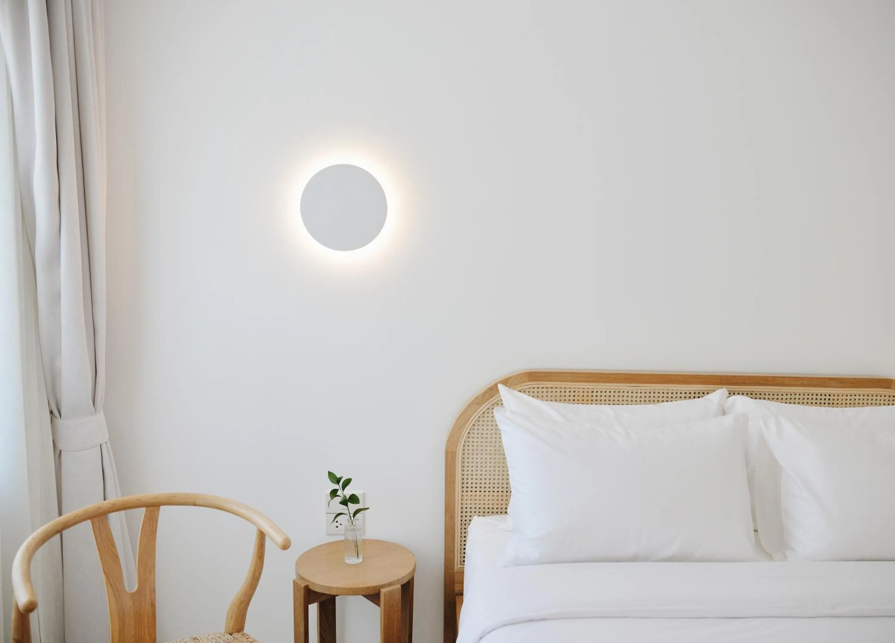 Photo of the whole room, Bed in Evergreen Cafe and Hotel