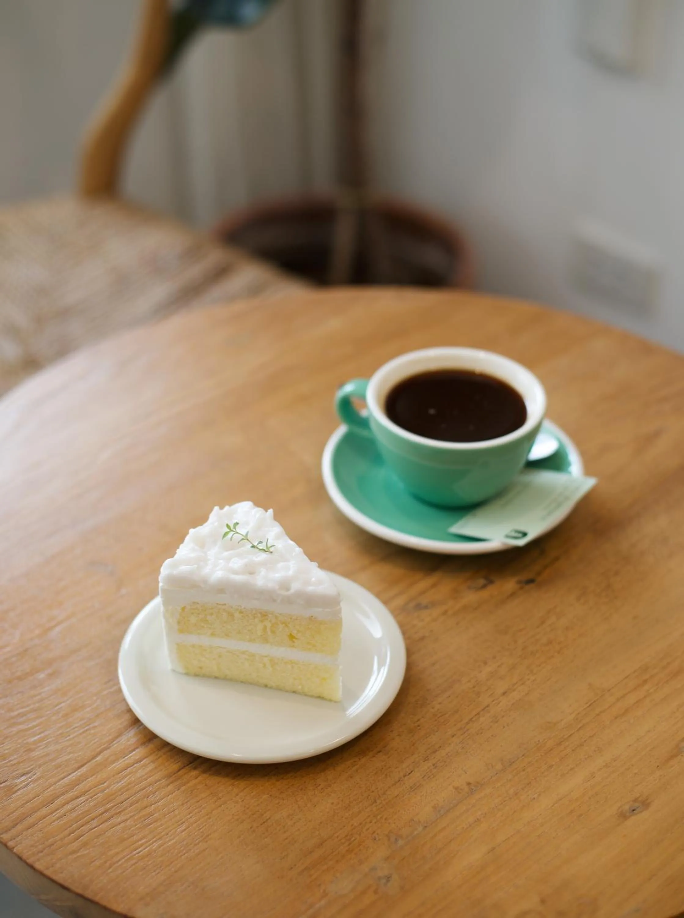 Food and drinks in Evergreen Cafe and Hotel