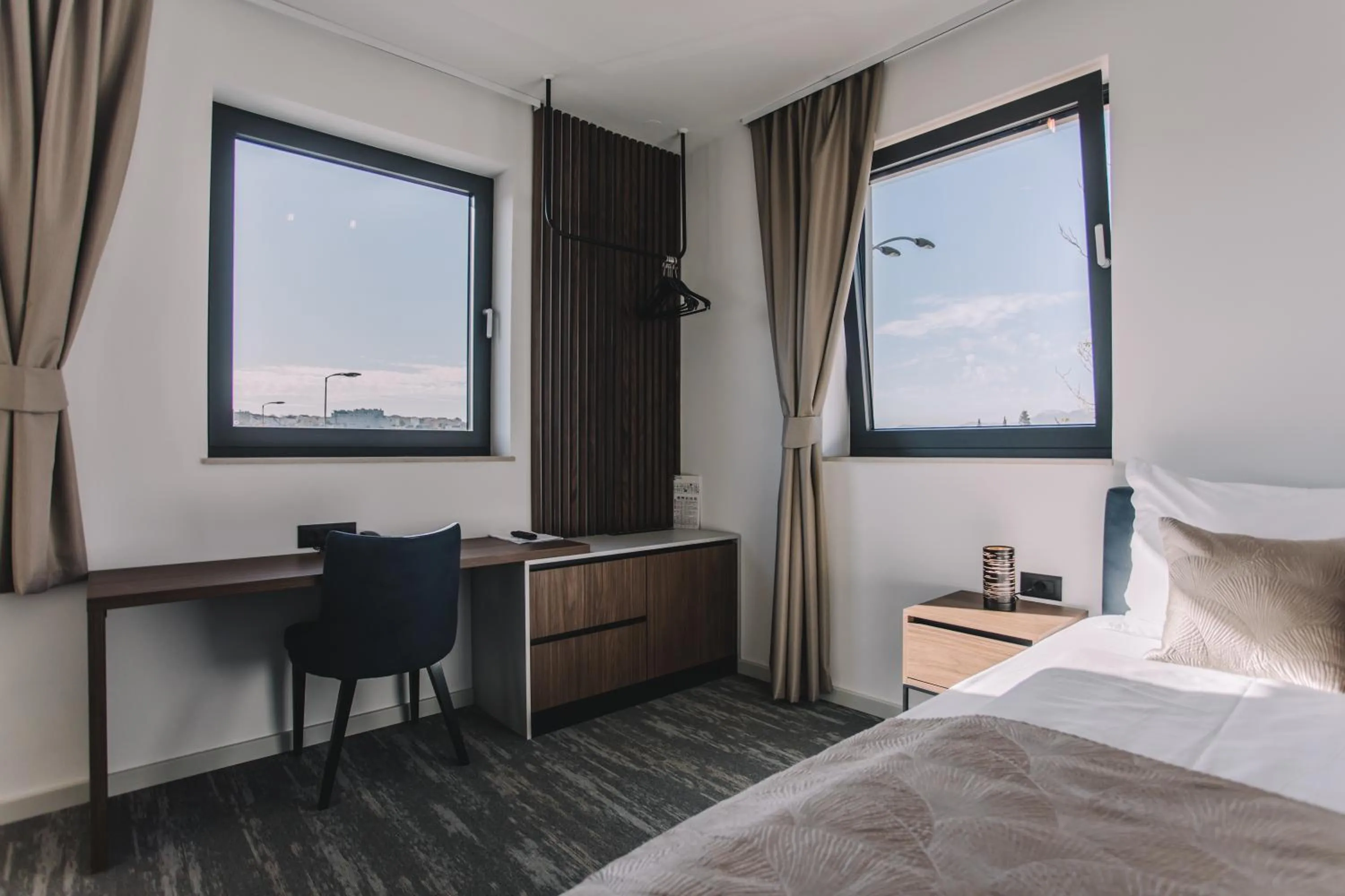 Bedroom, Bed in Hotel Batuda