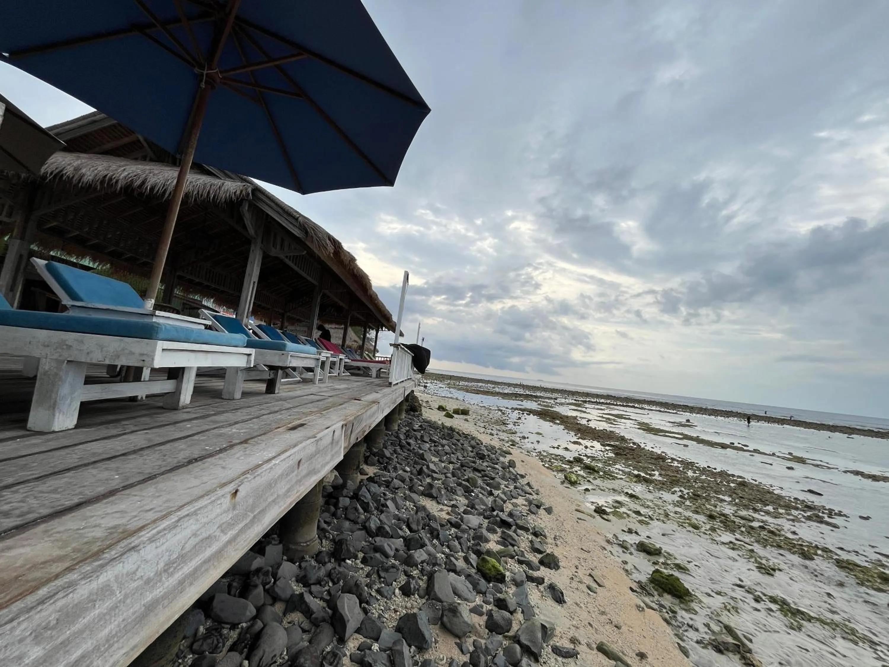 Restaurant/places to eat in Coral Beach Seaside