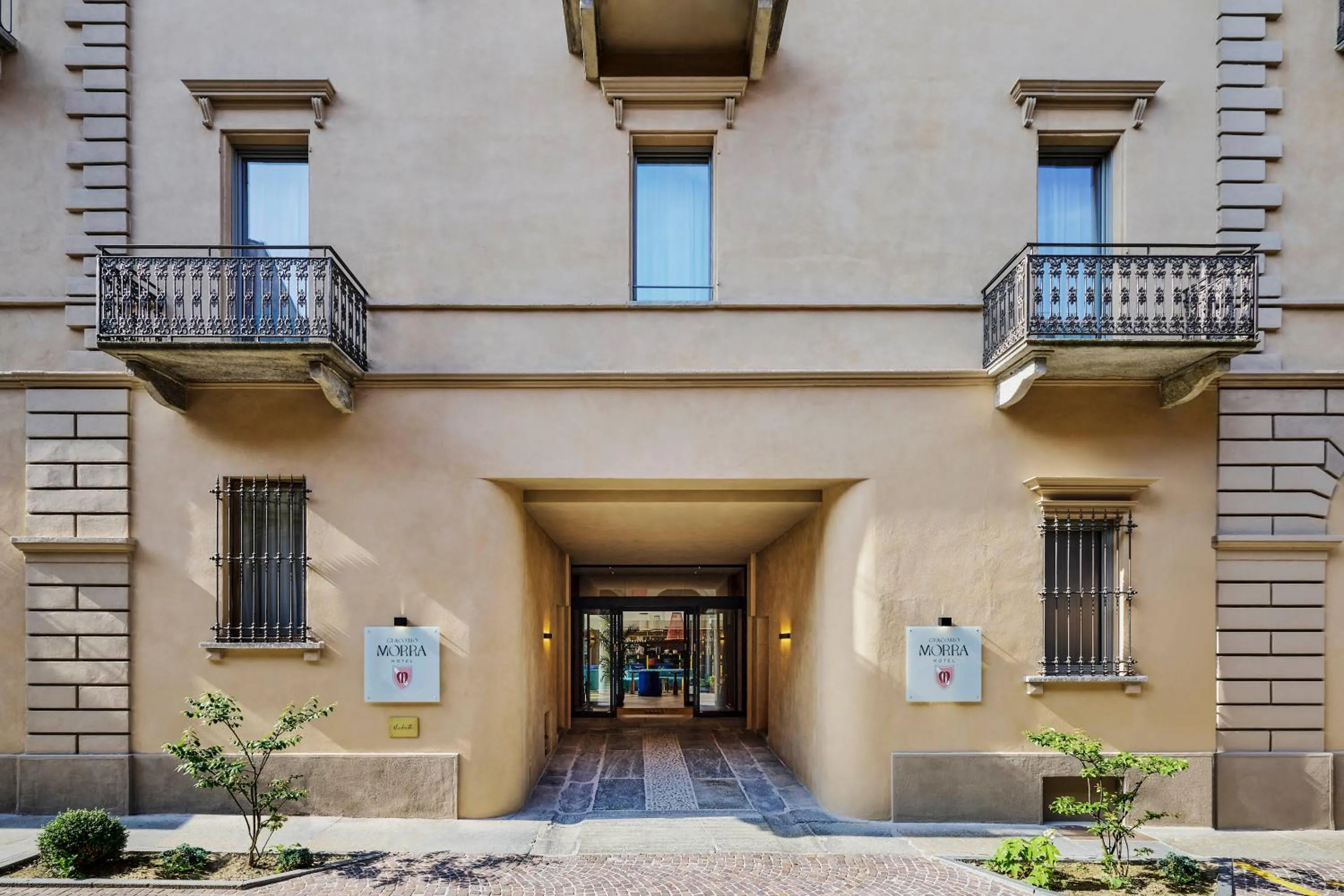 Property building in Hotel Giacomo Morra Alba - Handwritten Collection