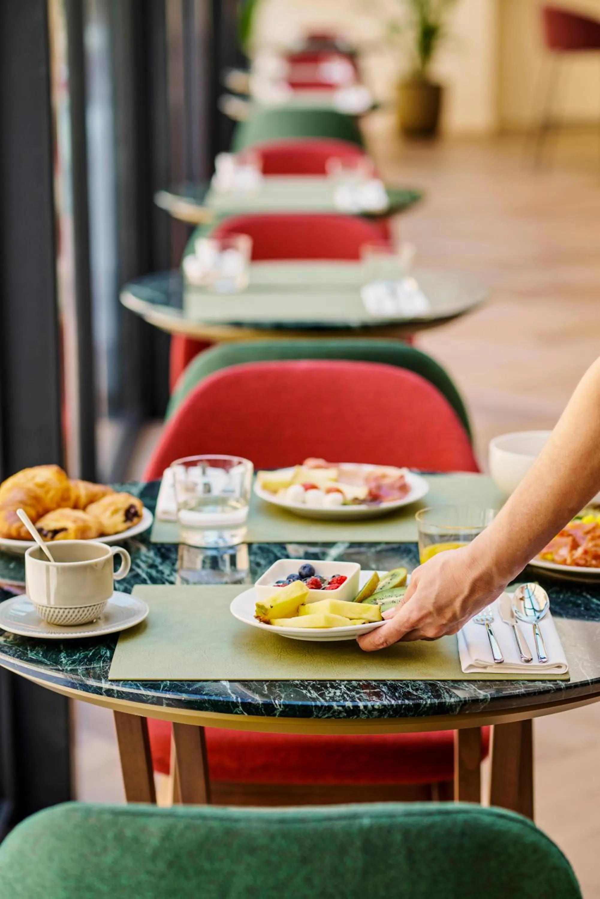 Breakfast in Hotel Giacomo Morra Alba - Handwritten Collection
