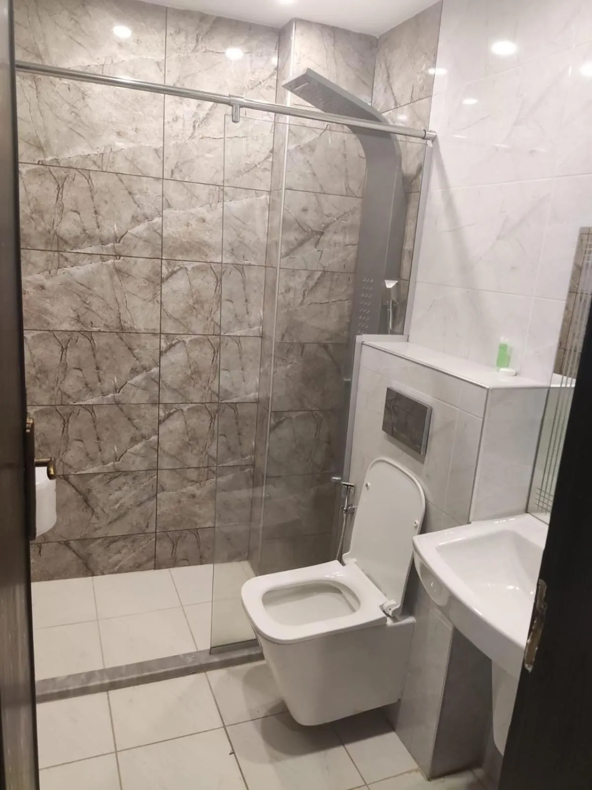 Bathroom in Golden Hotel