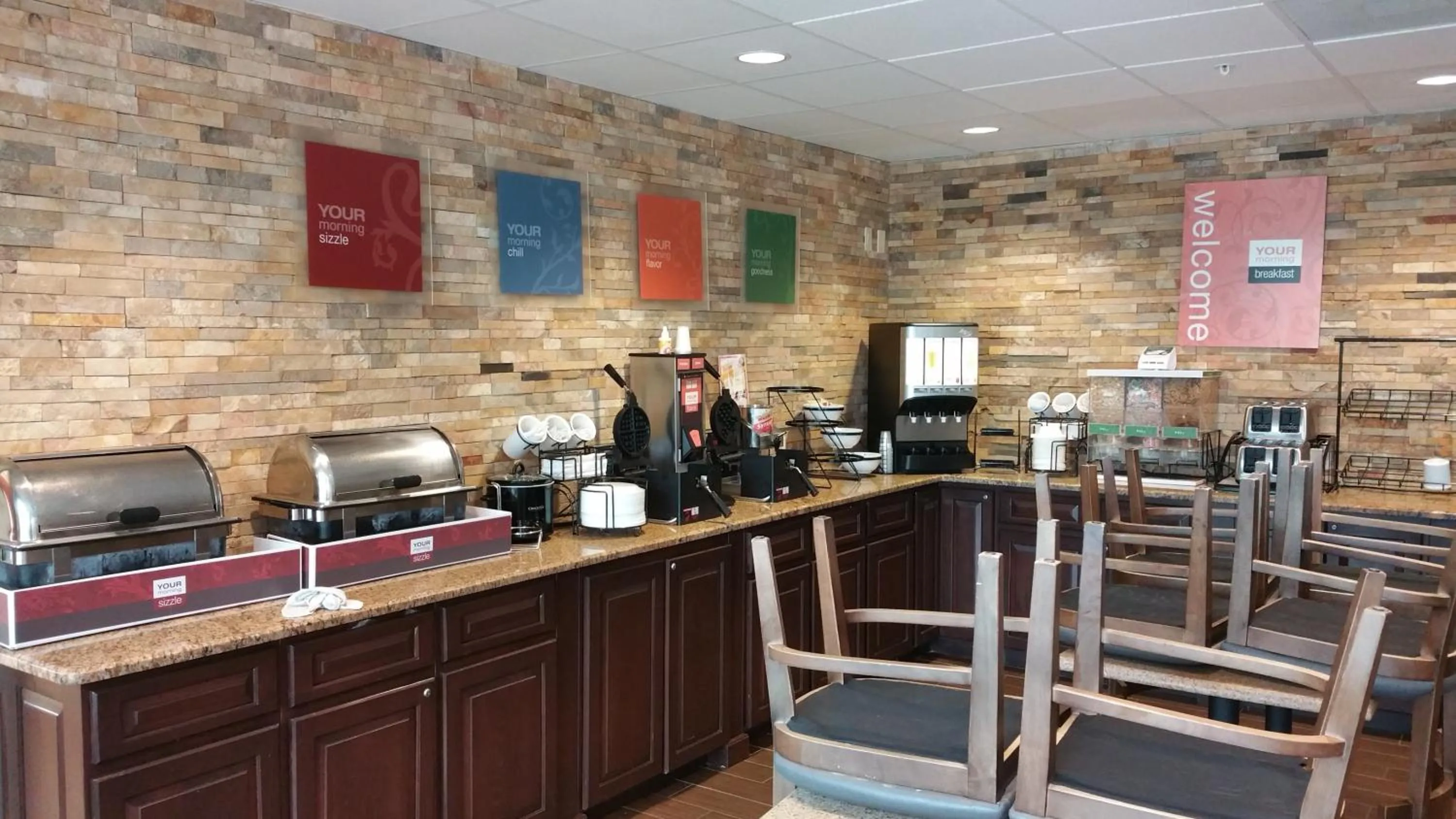 Area and facilities in Comfort Inn & Suites Lakeside