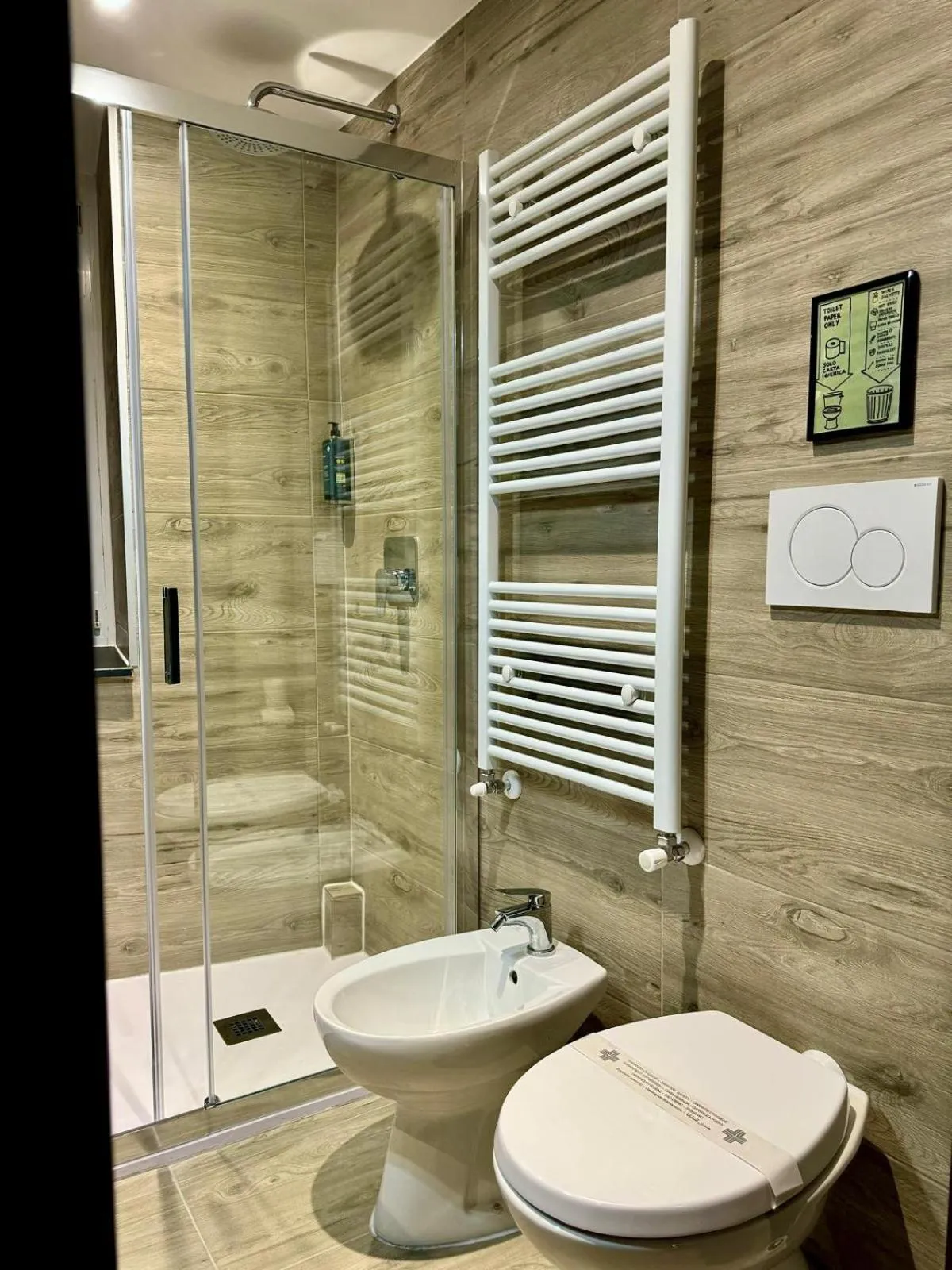 Shower in Mini Hotel