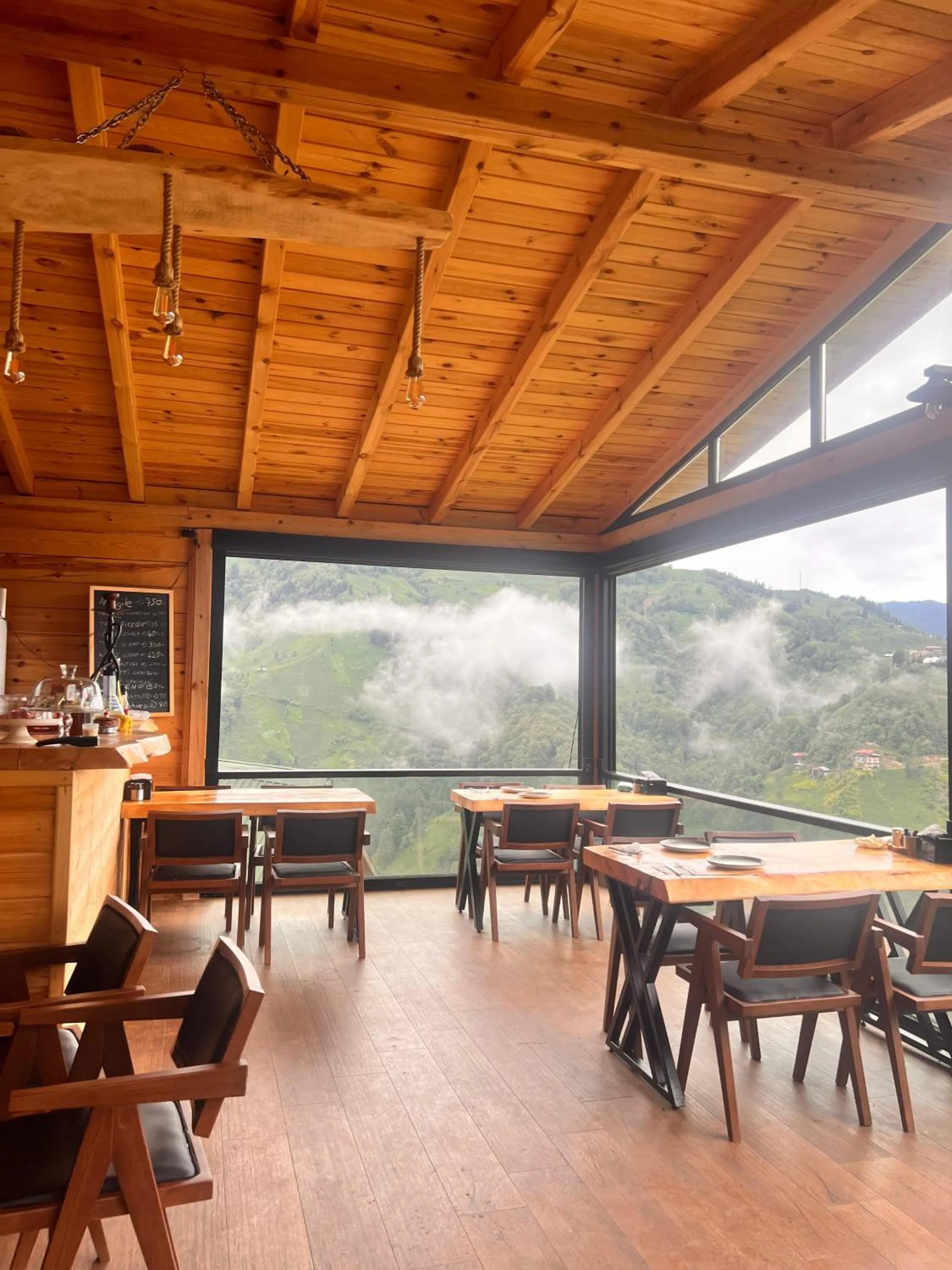 Restaurant/places to eat in Northland Bungalows