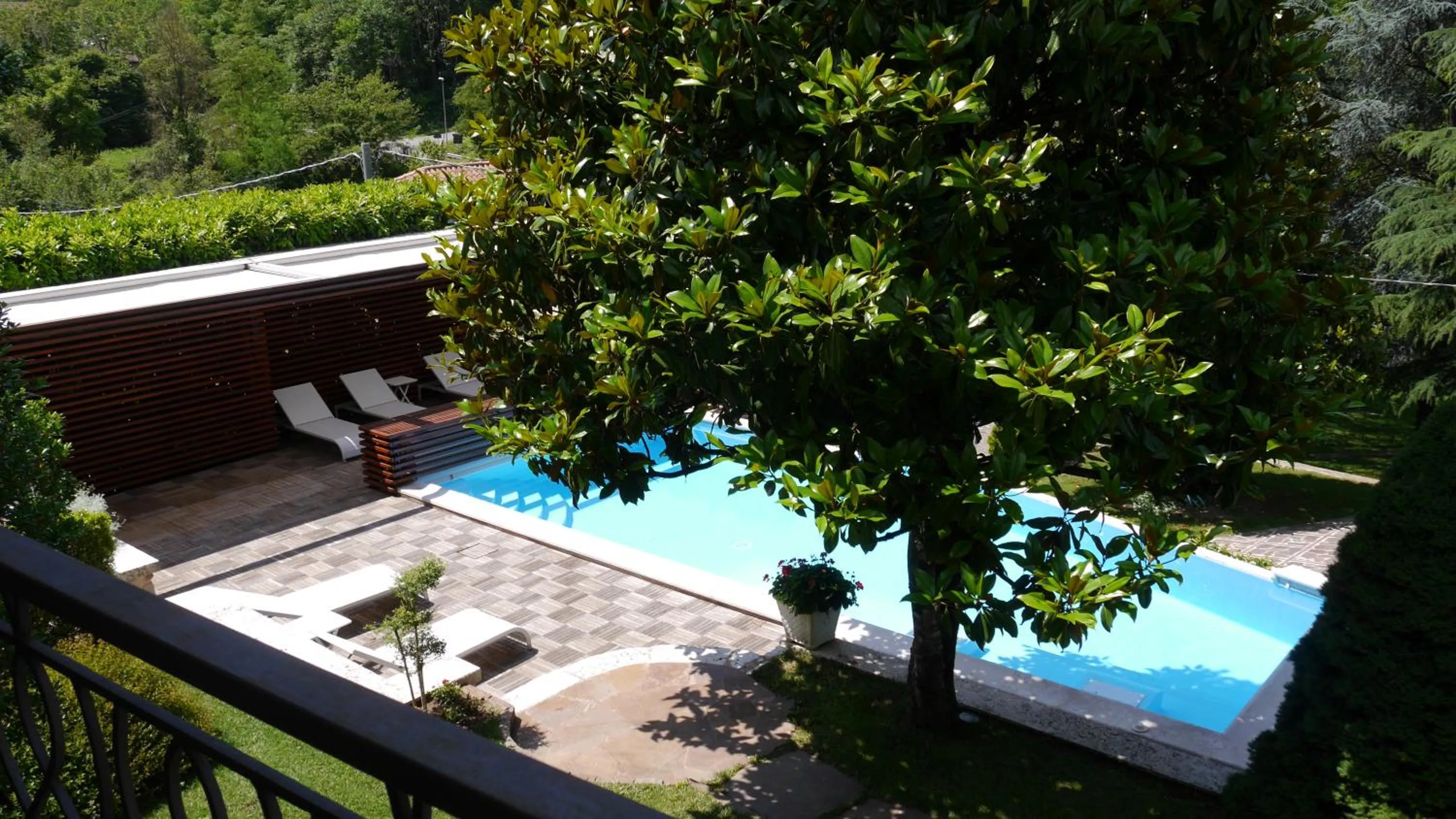 Property building in Fontana Vecchia