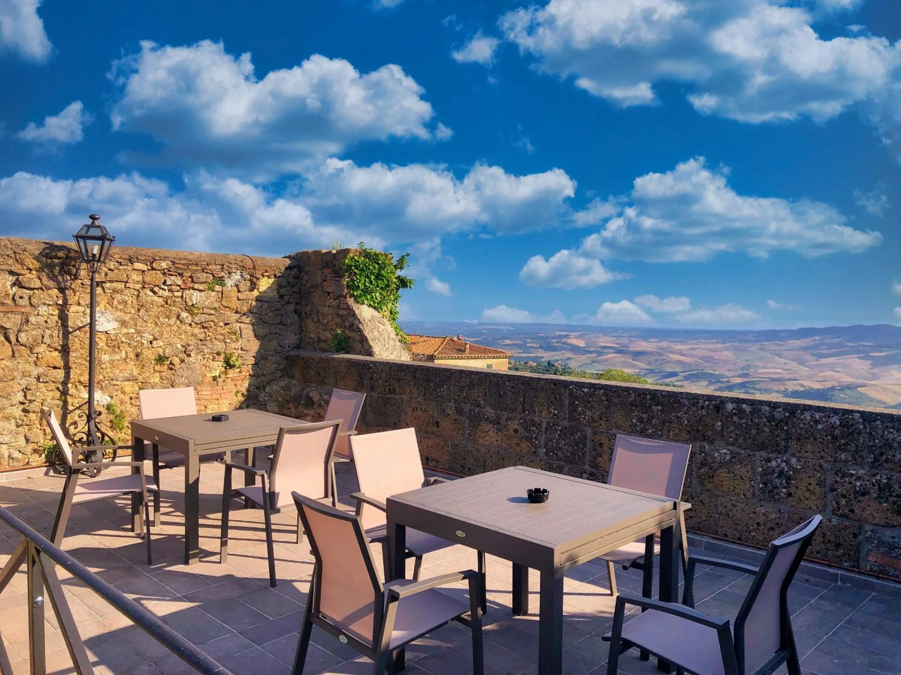 Patio in Hotel San Lino
