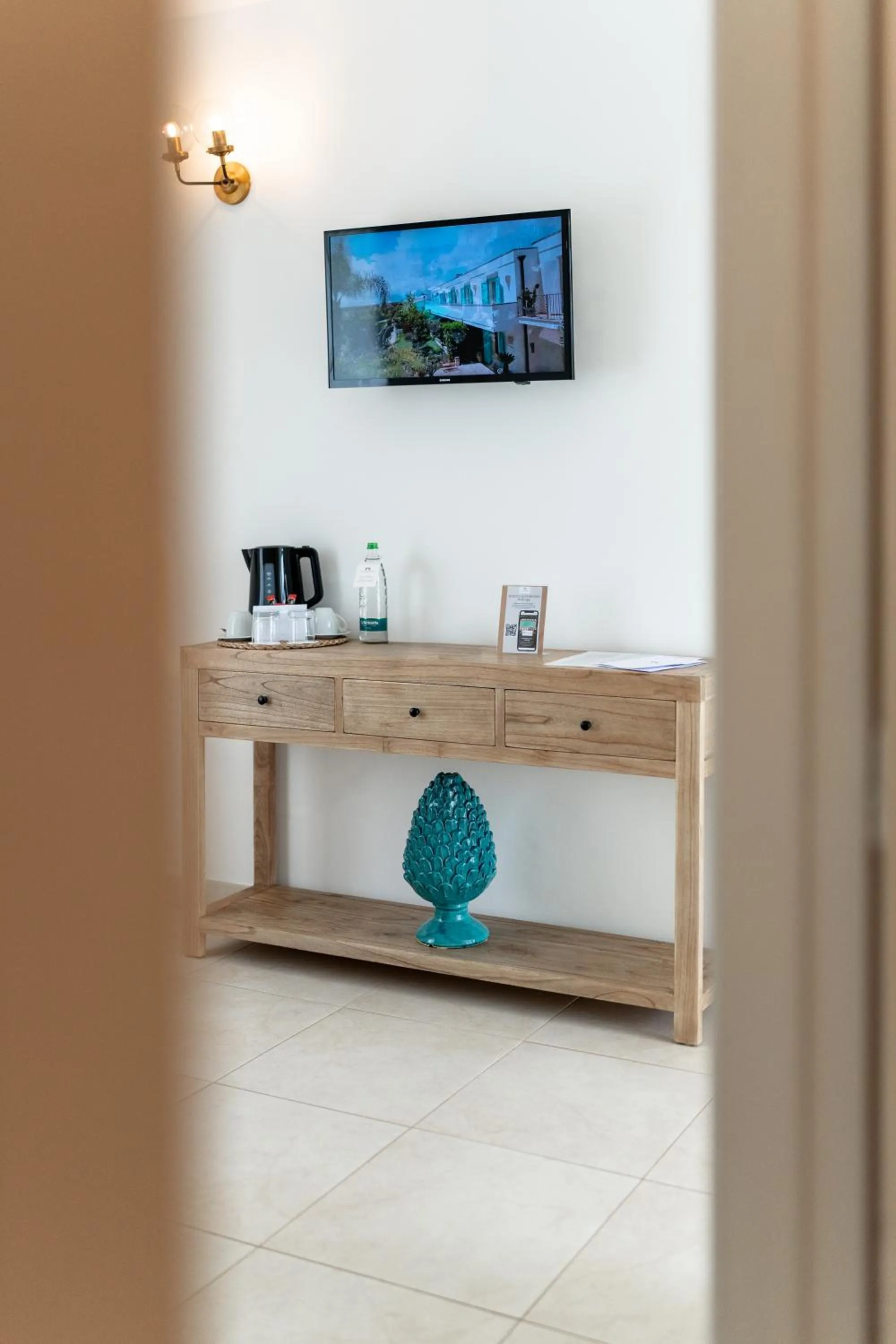 Decorative detail in Tenuta Centoporte