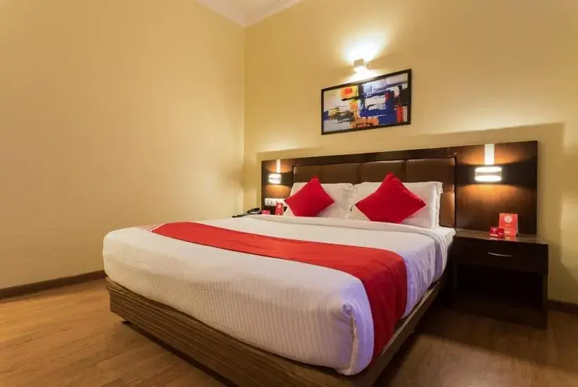 Standard Double or Twin Room in THE SENATE HOTEL Standard Double or Twin Room in THE SENATE HOTEL