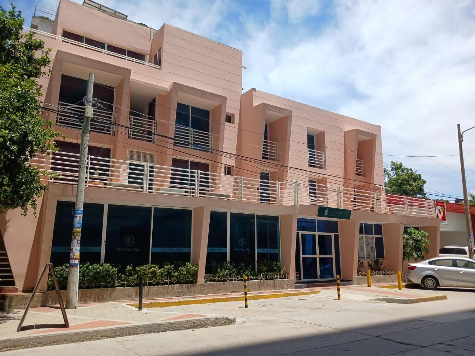 Property building in Hotel Bahia Plaza