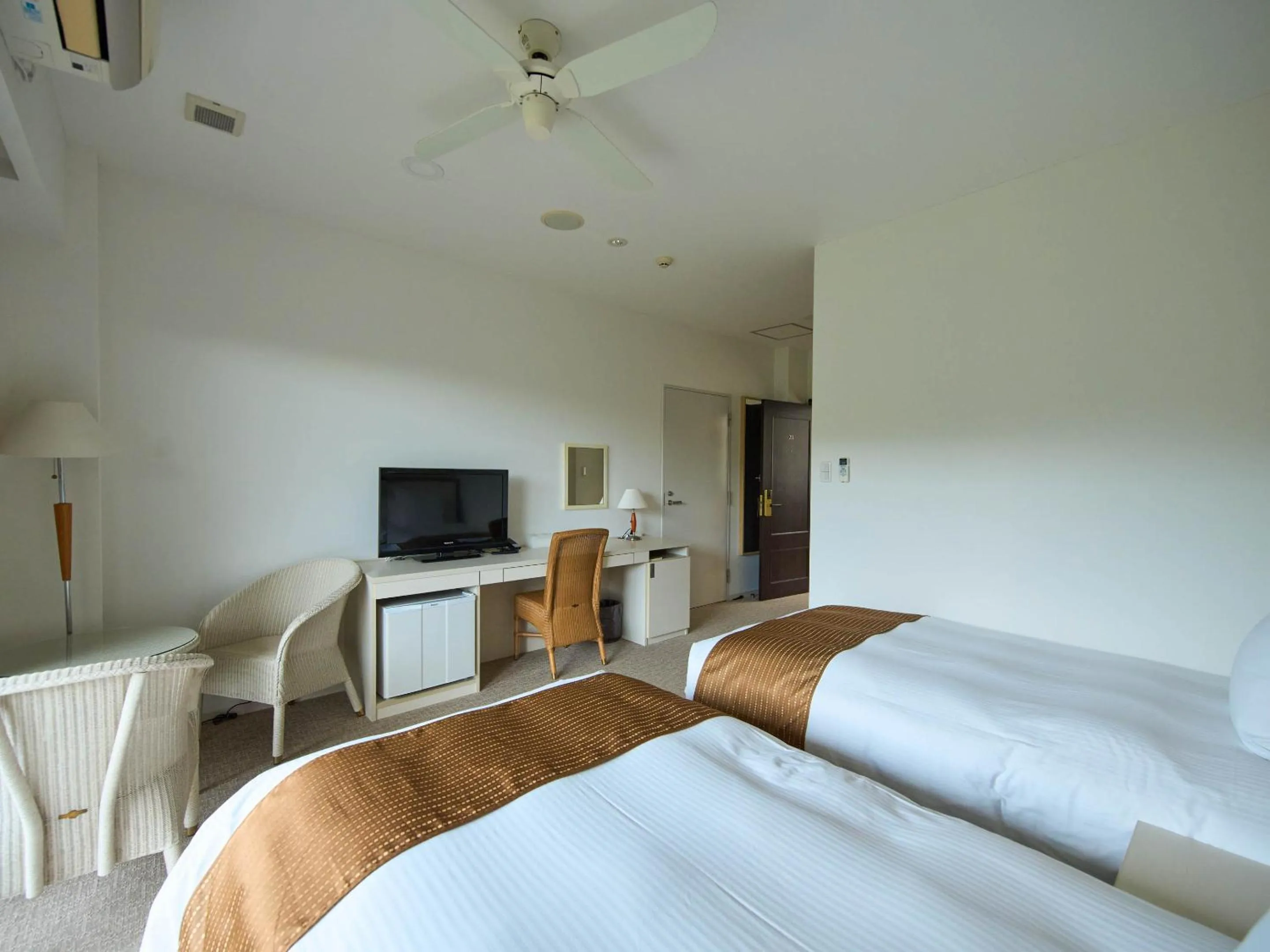 Photo of the whole room, Bed in Hotel Holistic Resort Wakayama