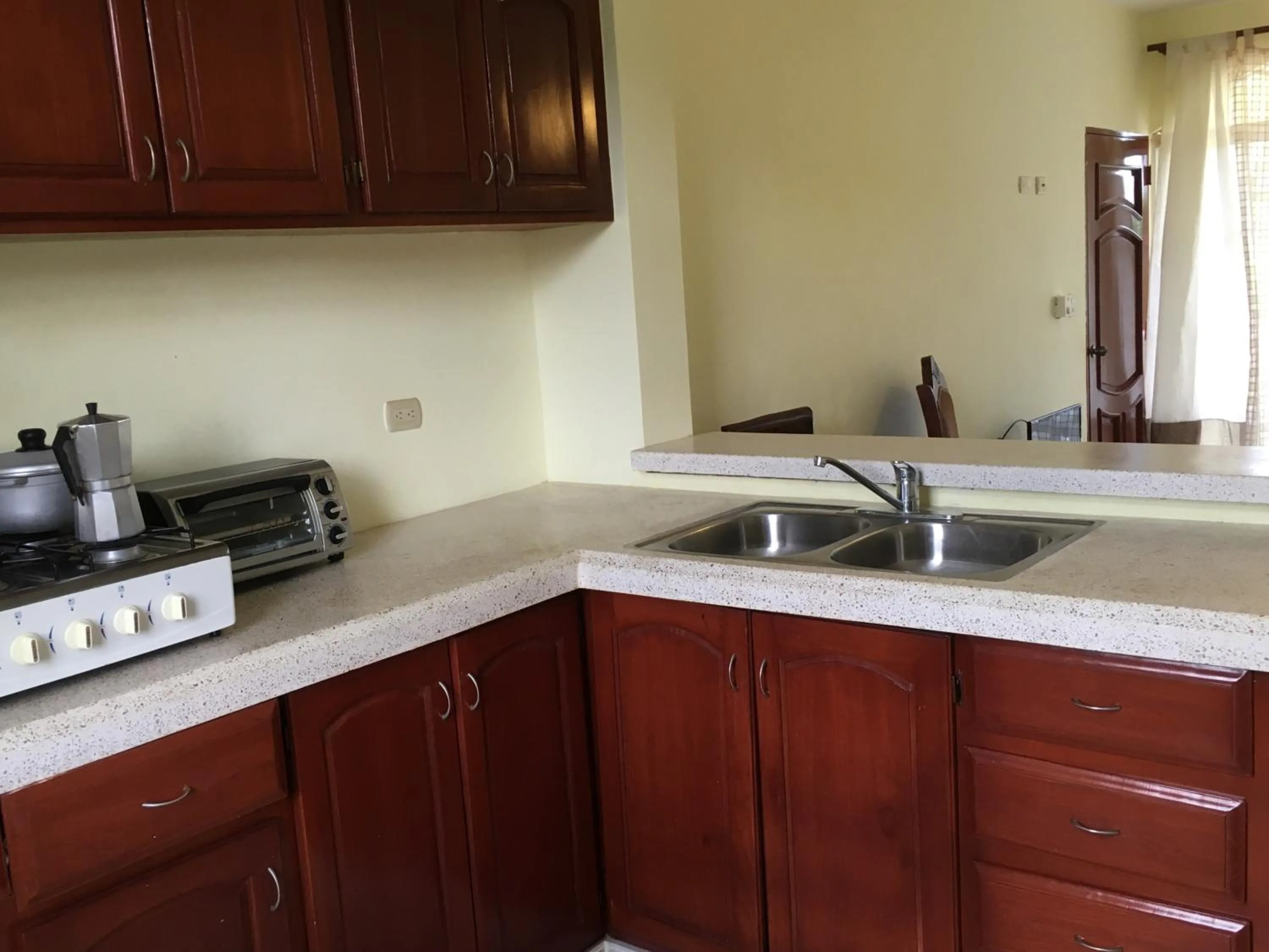 Kitchen or kitchenette in Costambar