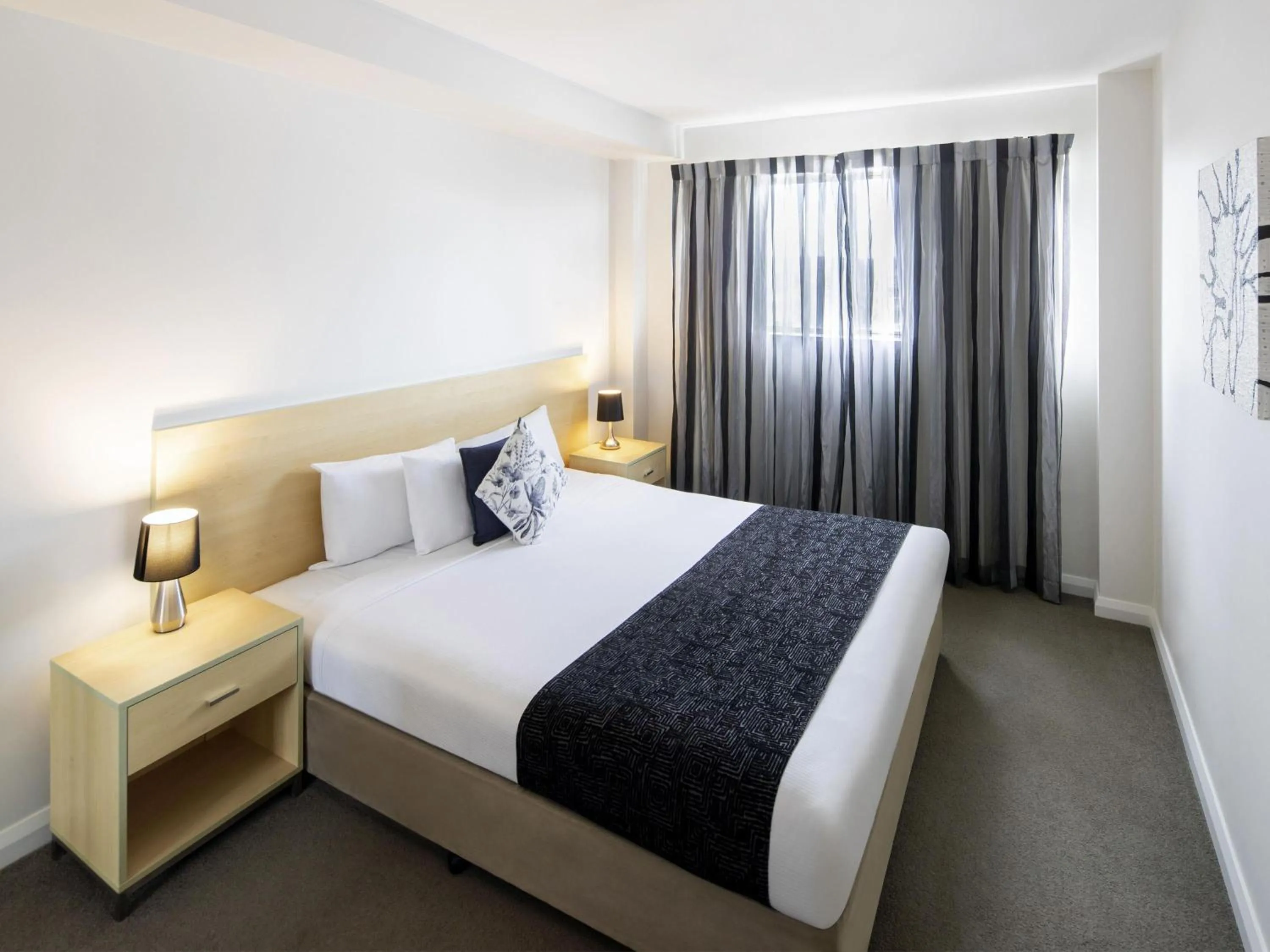 Bedroom, Bed in Mantra Castle Hill Sydney, an Accor Hotel