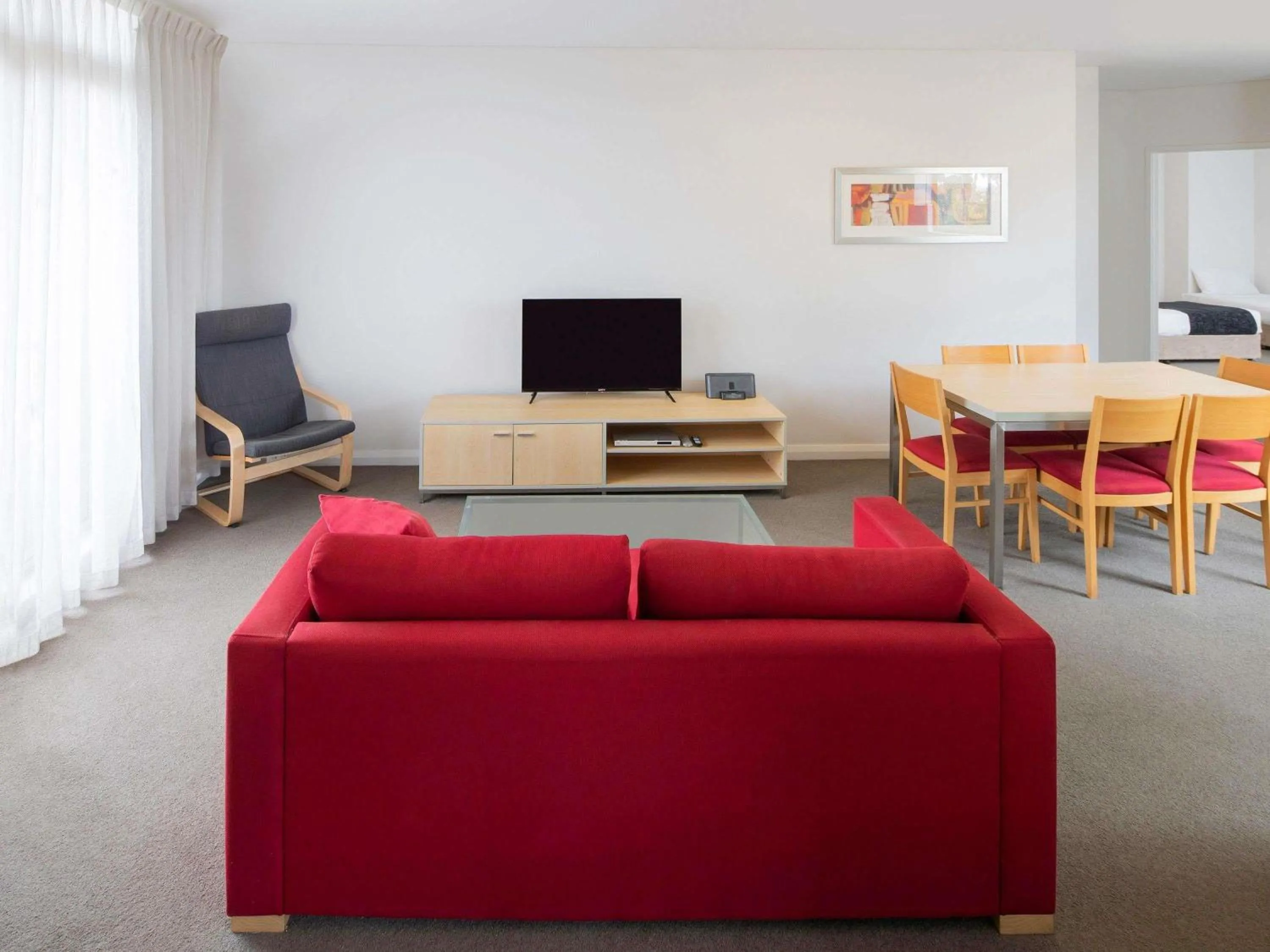 Bedroom in Mantra Castle Hill Sydney, an Accor Hotel