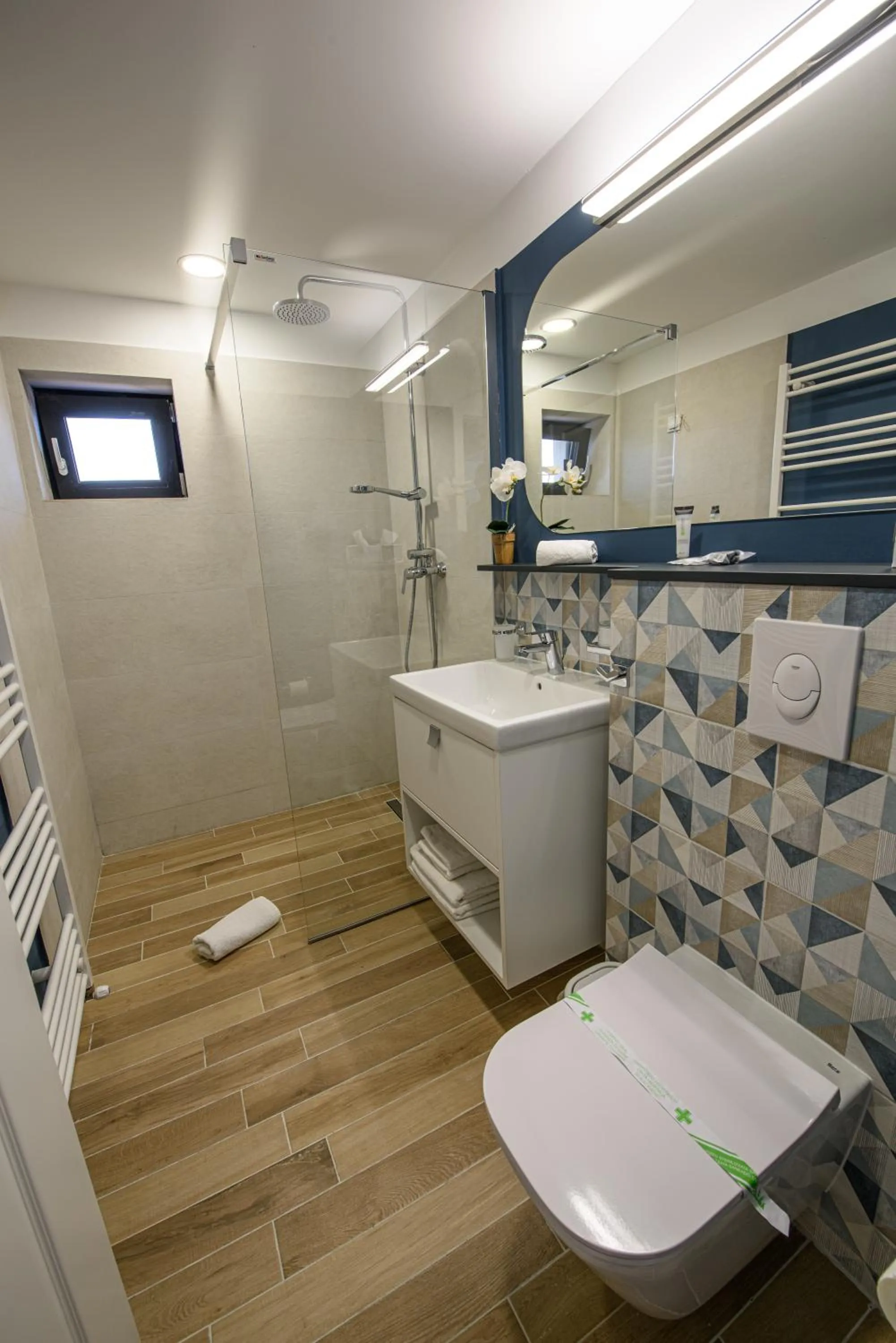 Shower in Vila Sarisa