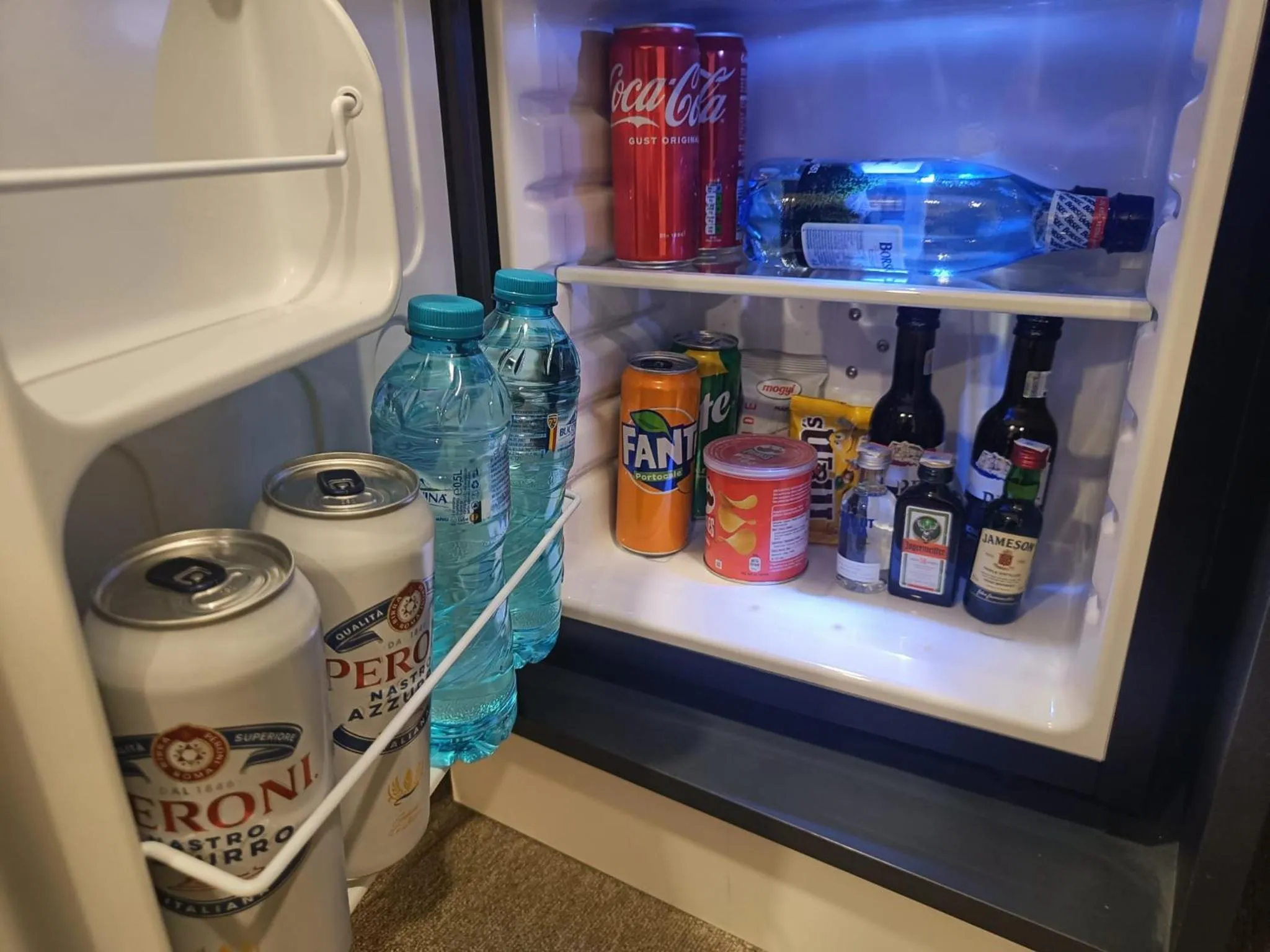 minibar in Vila Sarisa