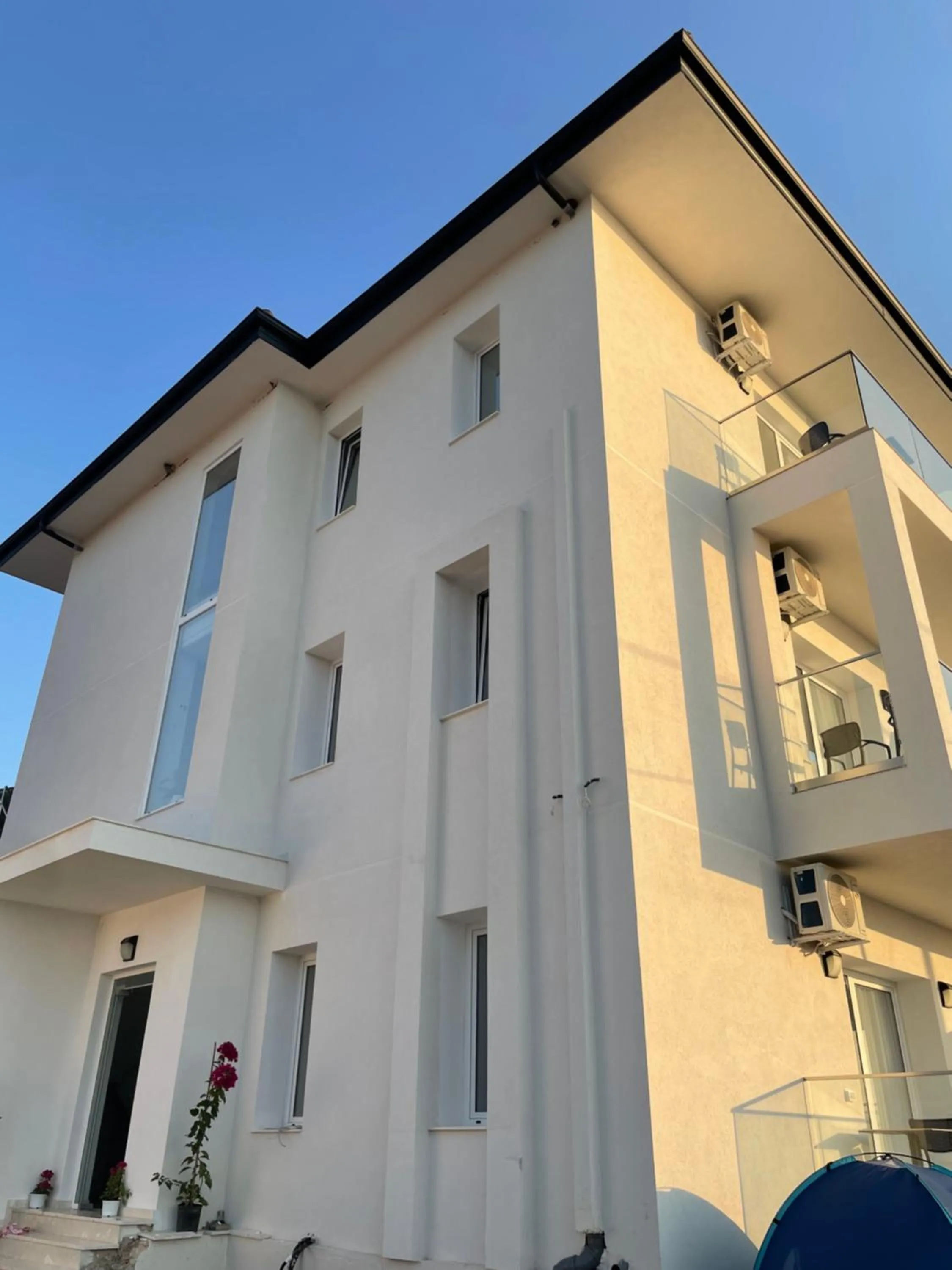 Property building in SEA & LAKE VIEW VILLA