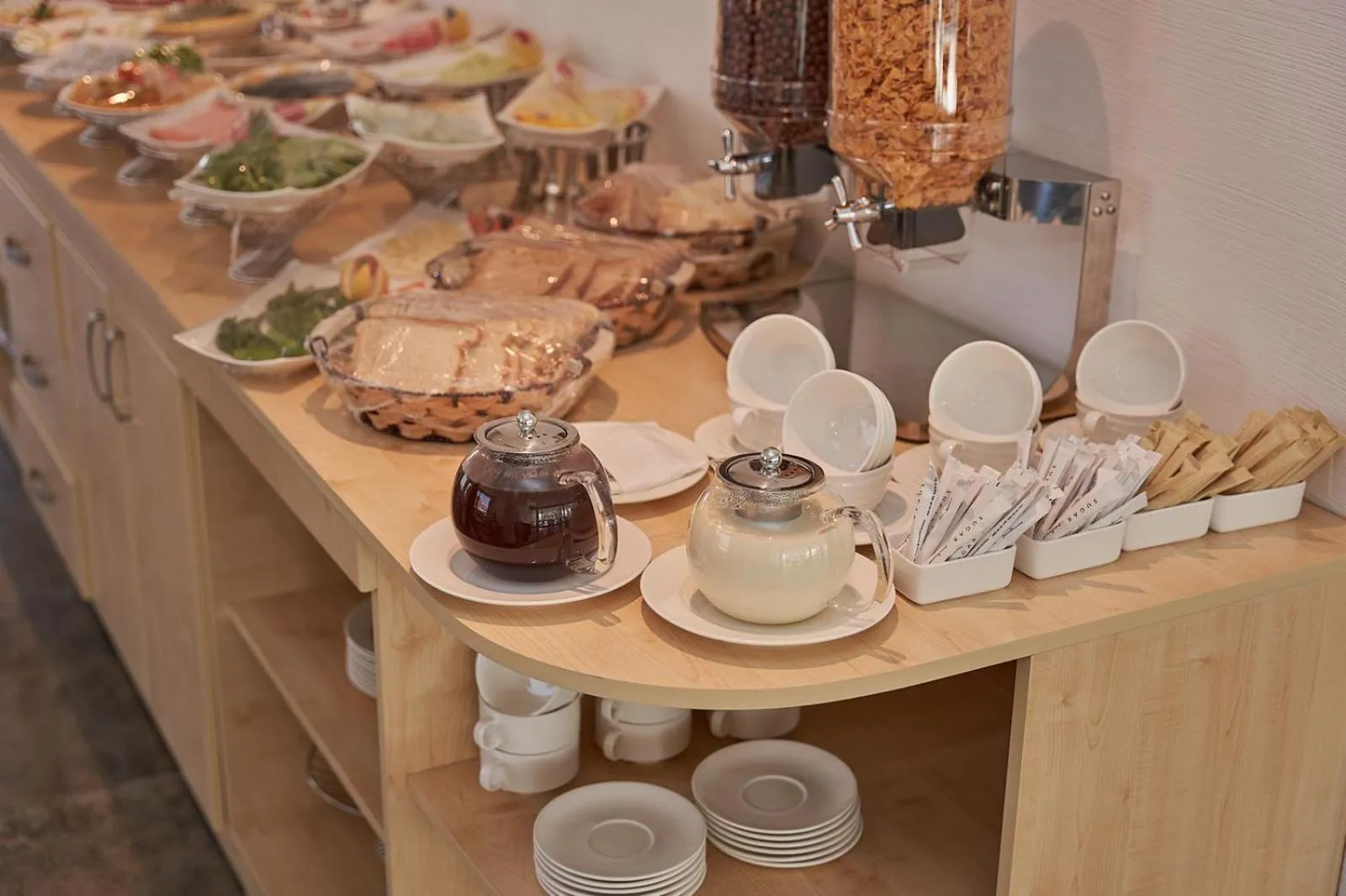 Coffee/tea facilities in Marvelous Hotel