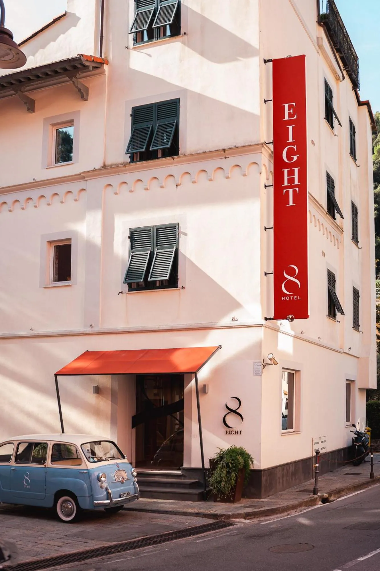 Lobby or reception in Eight Hotel Paraggi